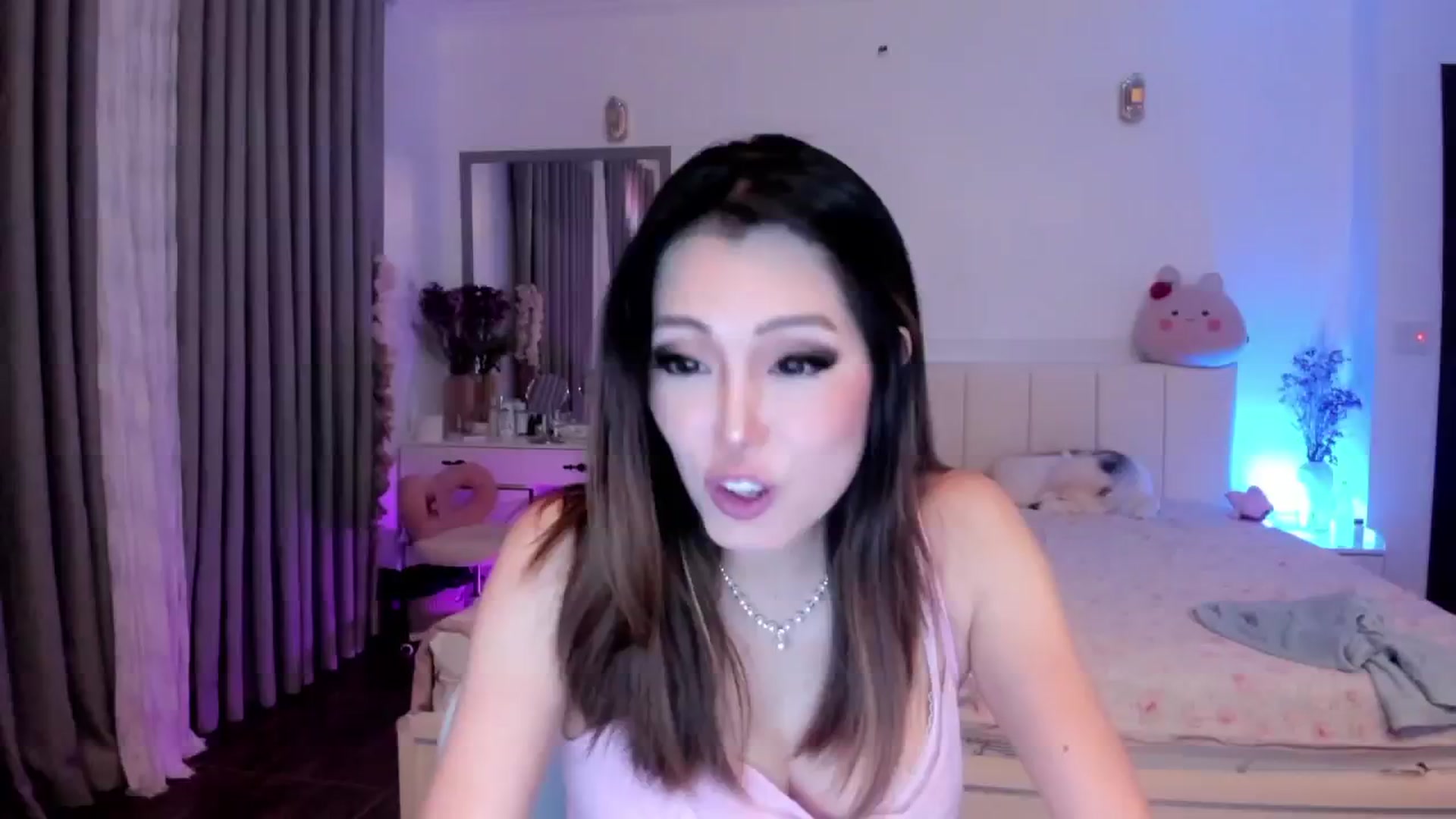 Gallery image thumbnail from Haru_'s myfreecams stream on, 09/08/2025, 06:25 image 16 of 20
