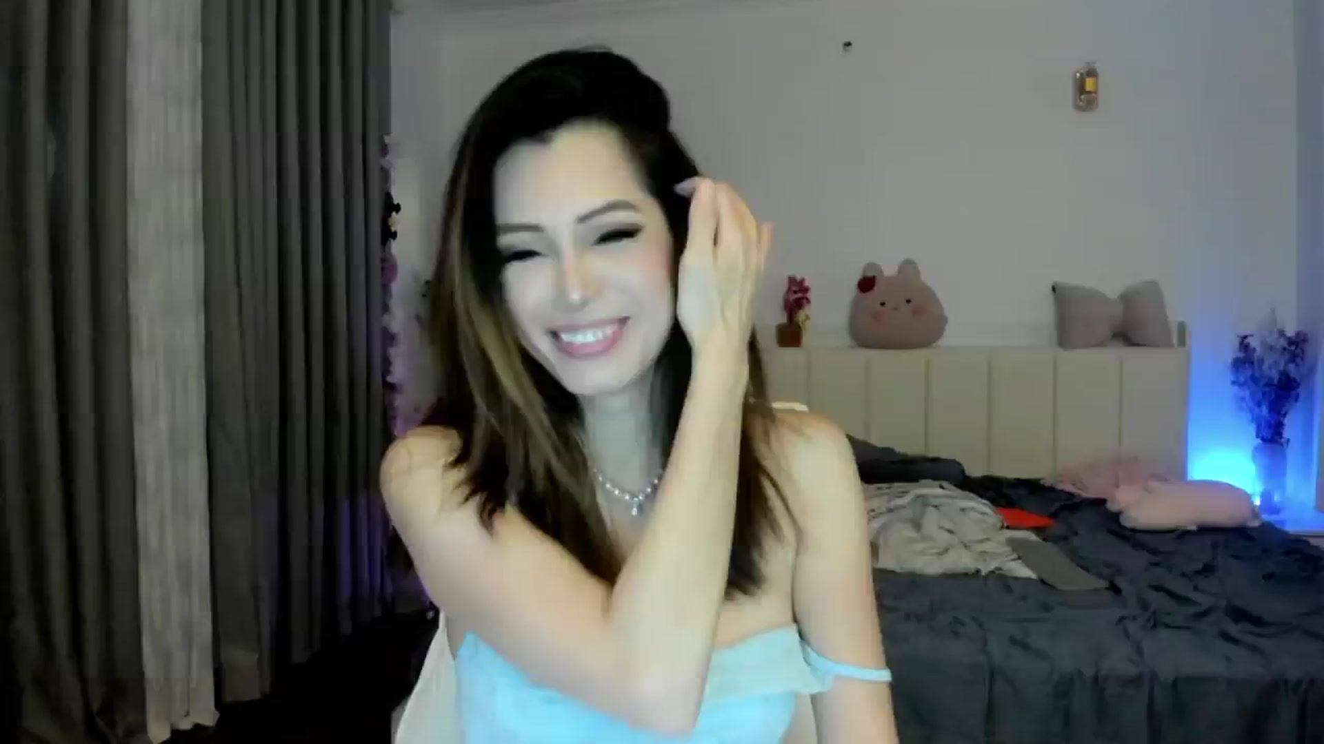 Gallery image thumbnail from Haru_'s myfreecams stream on, 10/21/2025, 05:07 image 17 of 20