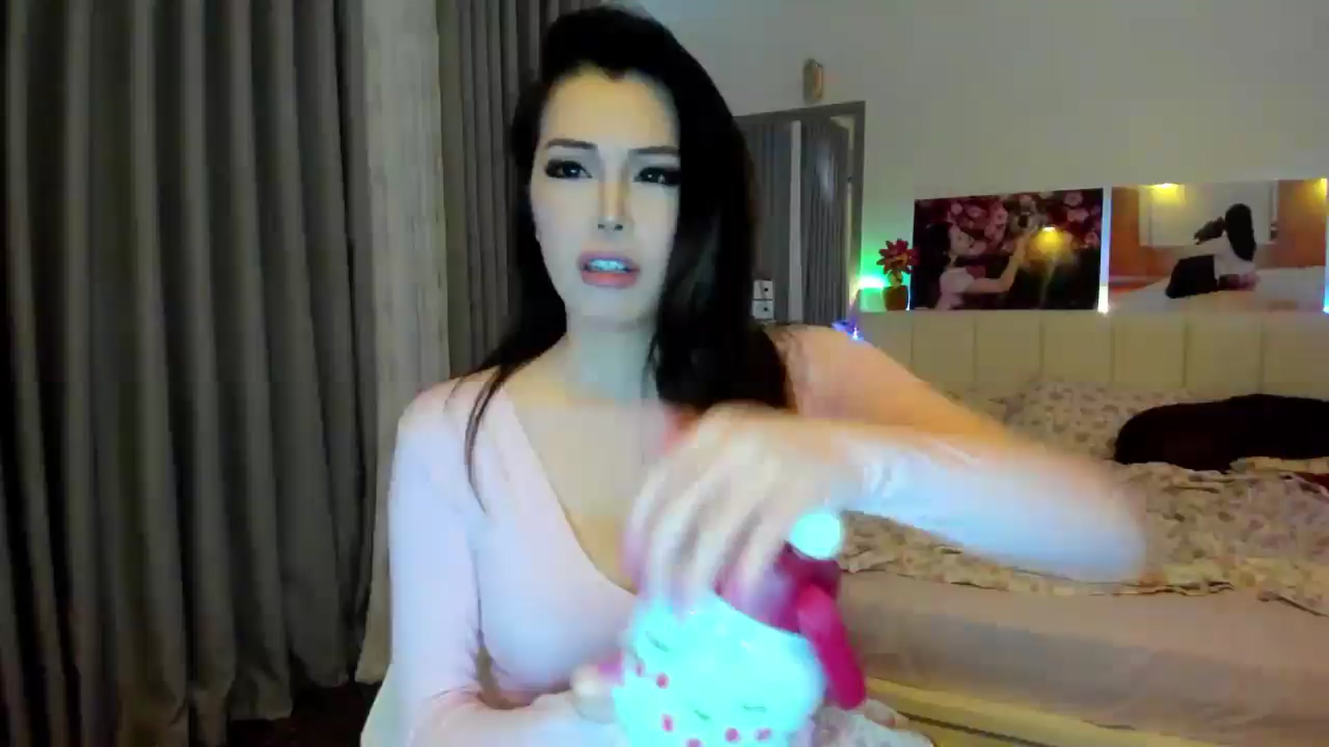 Gallery image thumbnail from Haru_'s myfreecams stream on, 01/04/2026, 05:55 image 12 of 20