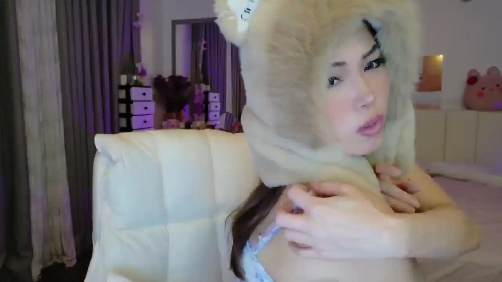 Gallery image thumbnail from Haru_'s myfreecams stream on, 01/29/2026, 04:44 image 19 of 20
