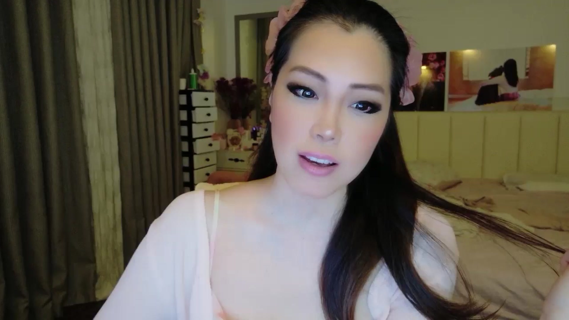 Gallery image thumbnail from Haru_'s myfreecams stream on, 02/01/2026, 06:18 image 2 of 20
