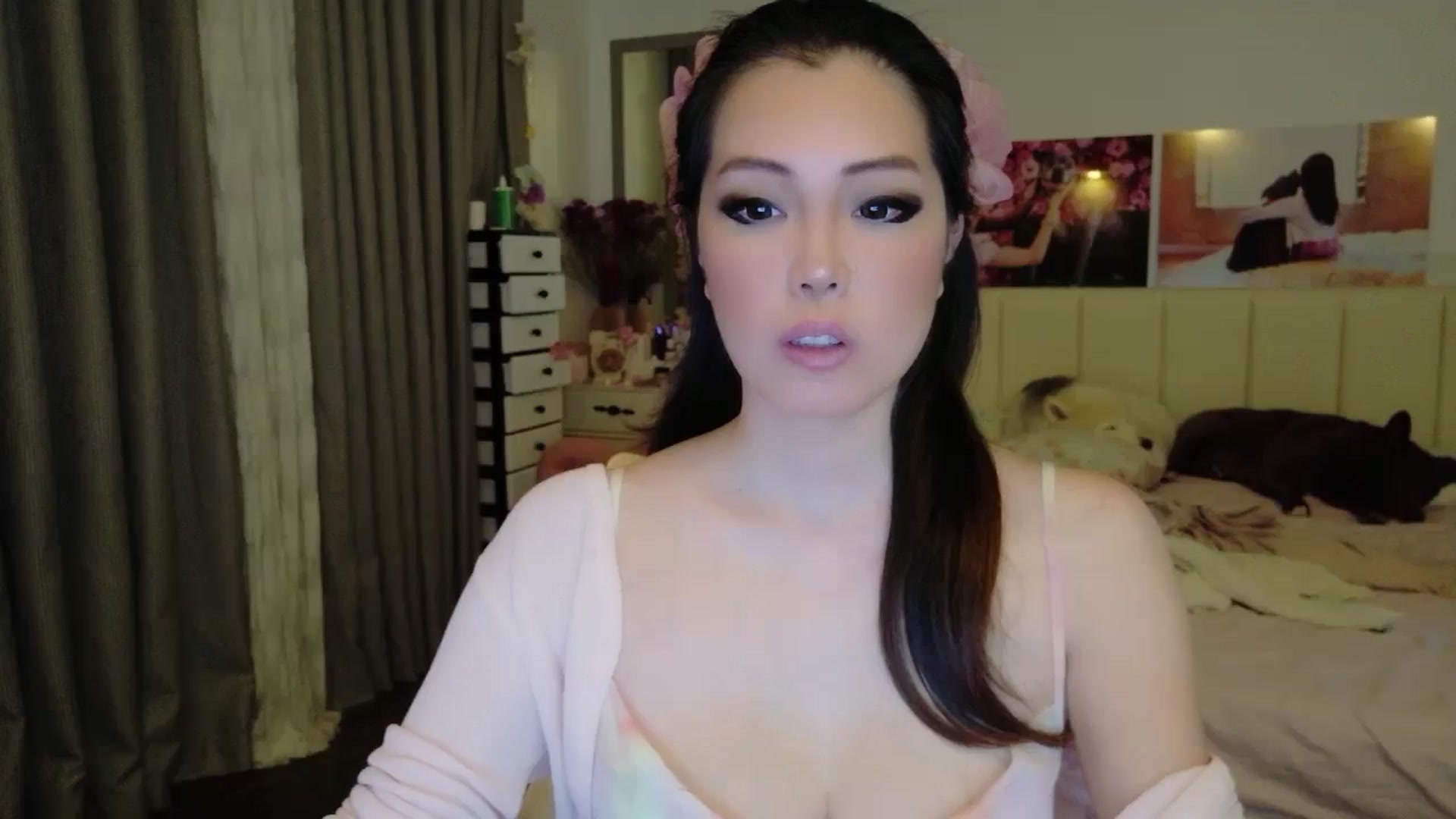 Gallery image thumbnail from Haru_'s myfreecams stream on, 02/01/2026, 06:18 image 14 of 20
