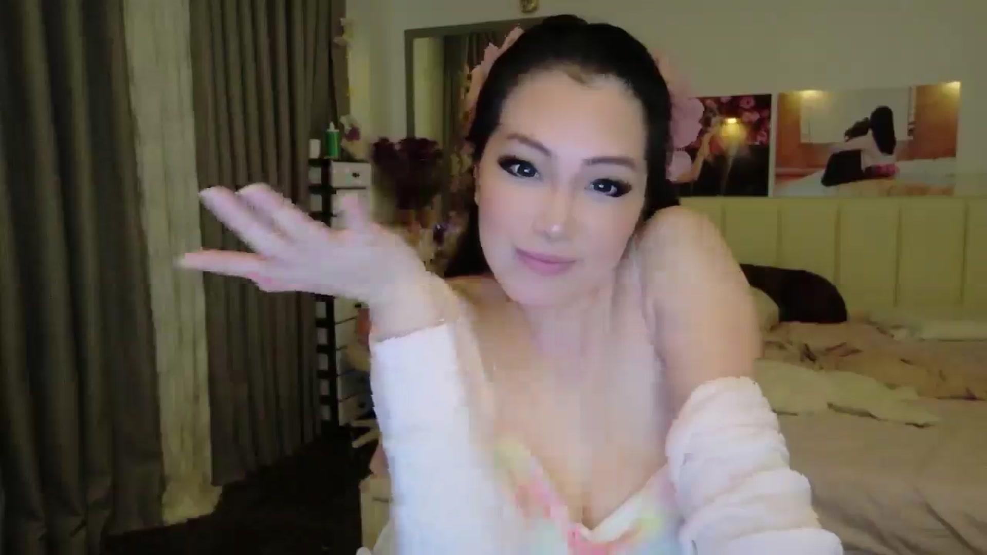 Gallery image thumbnail from Haru_'s myfreecams stream on, 02/01/2026, 06:18 image 19 of 20