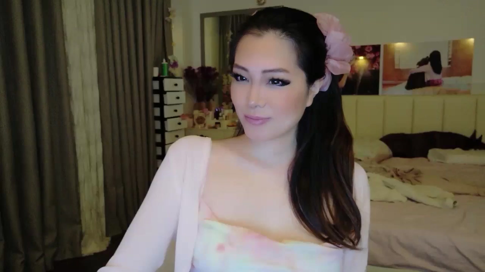 Gallery image thumbnail from Haru_'s myfreecams stream on, 02/01/2026, 06:18 image 9 of 20