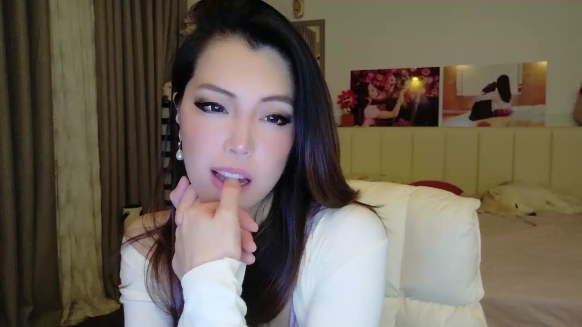 Gallery image thumbnail from Haru_'s myfreecams stream on, 02/12/2026, 06:09 image 20 of 20