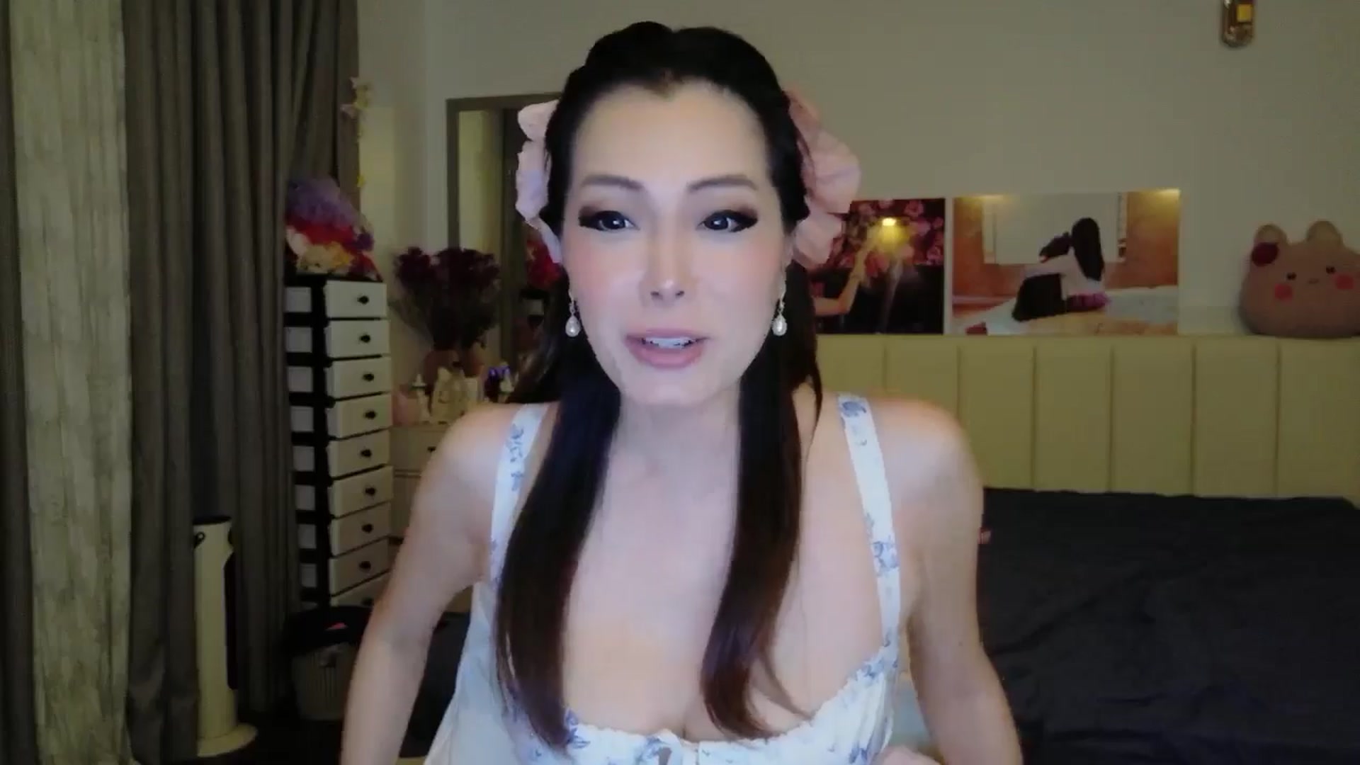 Gallery image thumbnail from Haru_'s myfreecams stream on, 02/20/2026, 05:00 image 18 of 20