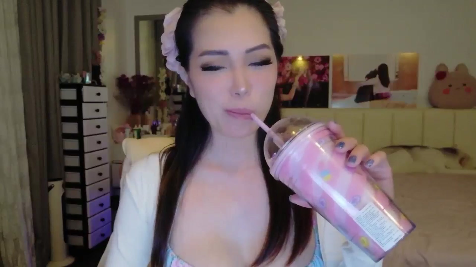 Gallery image thumbnail from Haru_'s myfreecams stream on, 03/05/2026, 05:57 image 18 of 20