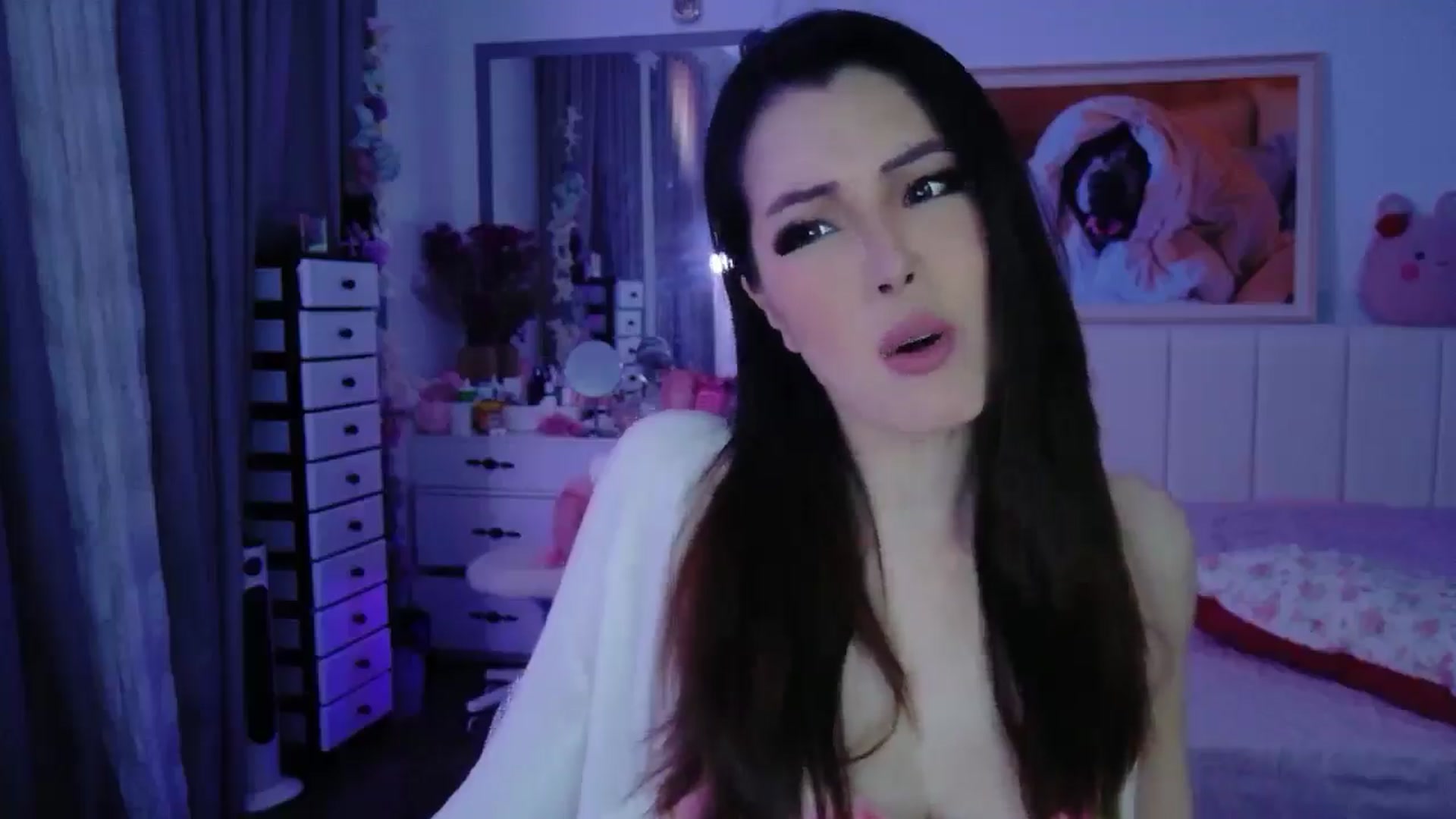 Gallery image thumbnail from Haru_'s myfreecams stream on, 03/13/2026, 04:47 image 18 of 20