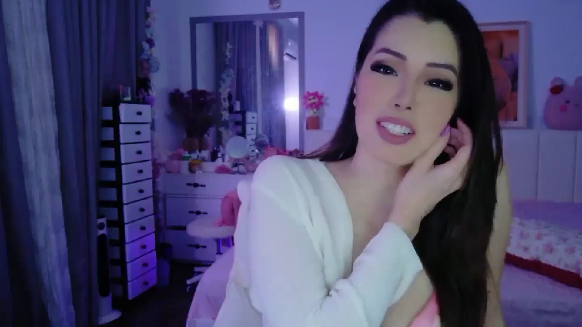 Gallery image thumbnail from Haru_'s myfreecams stream on, 03/13/2026, 04:47 image 17 of 20