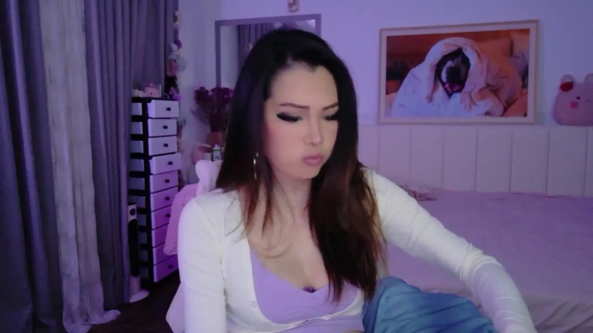 Gallery image thumbnail from Haru_'s myfreecams stream on, 03/22/2026, 05:11 image 4 of 20
