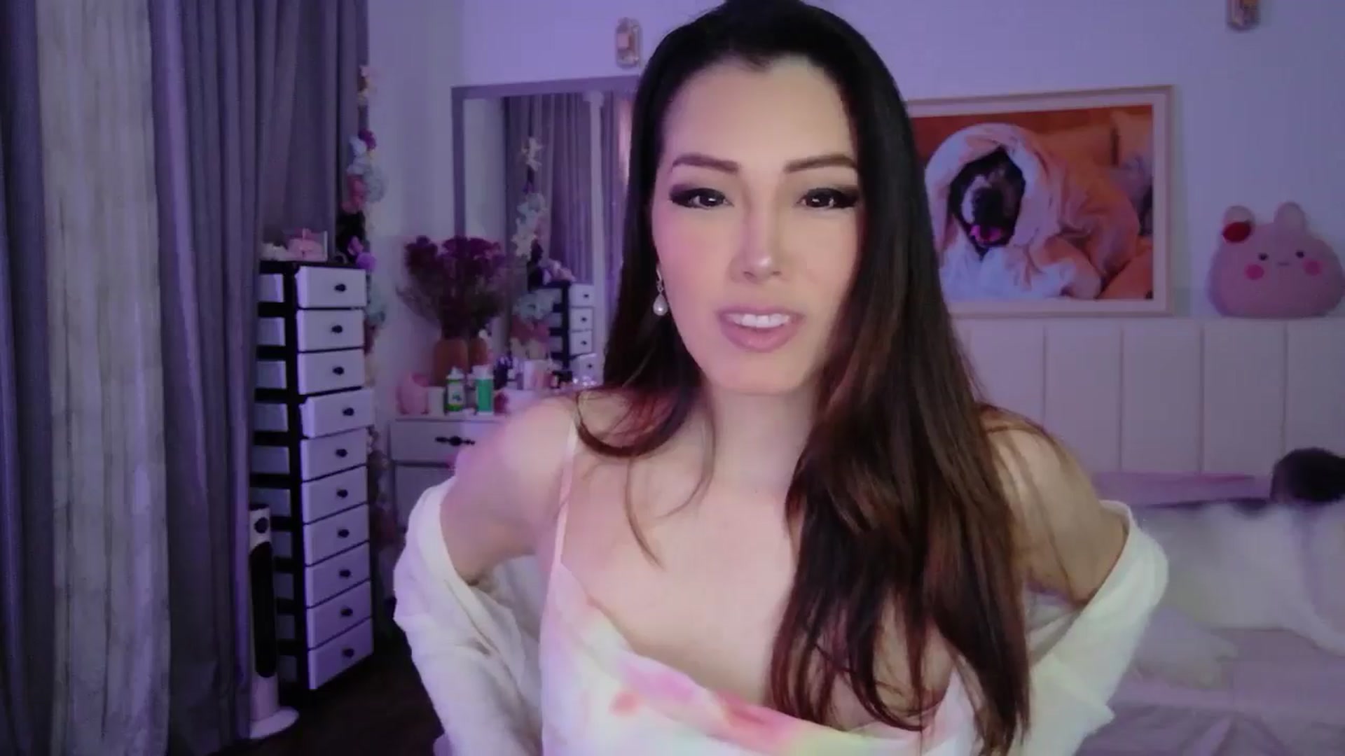 Gallery image thumbnail from Haru_'s myfreecams stream on, 03/24/2026, 04:55 image 7 of 20