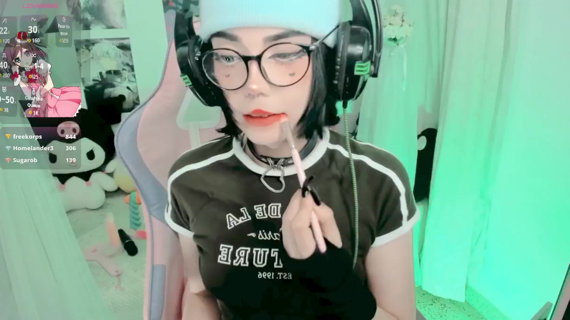 Gallery image thumbnail from Haru_lee's myfreecams stream on, 11/19/2025, 10:06 image 12 of 20