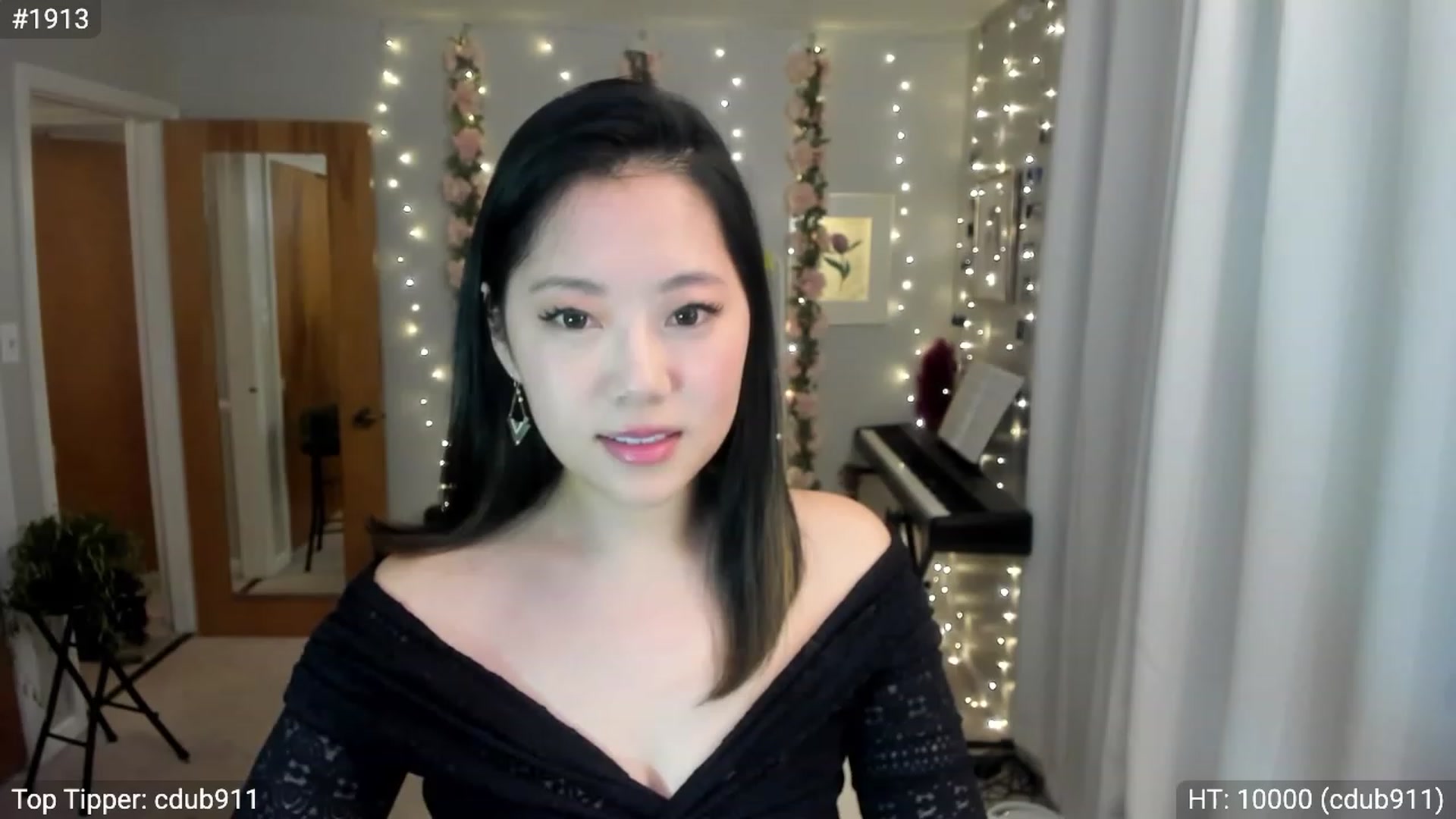Gallery image thumbnail from Hassadah's myfreecams stream on, 12/10/2023, 24:00 image 6 of 20