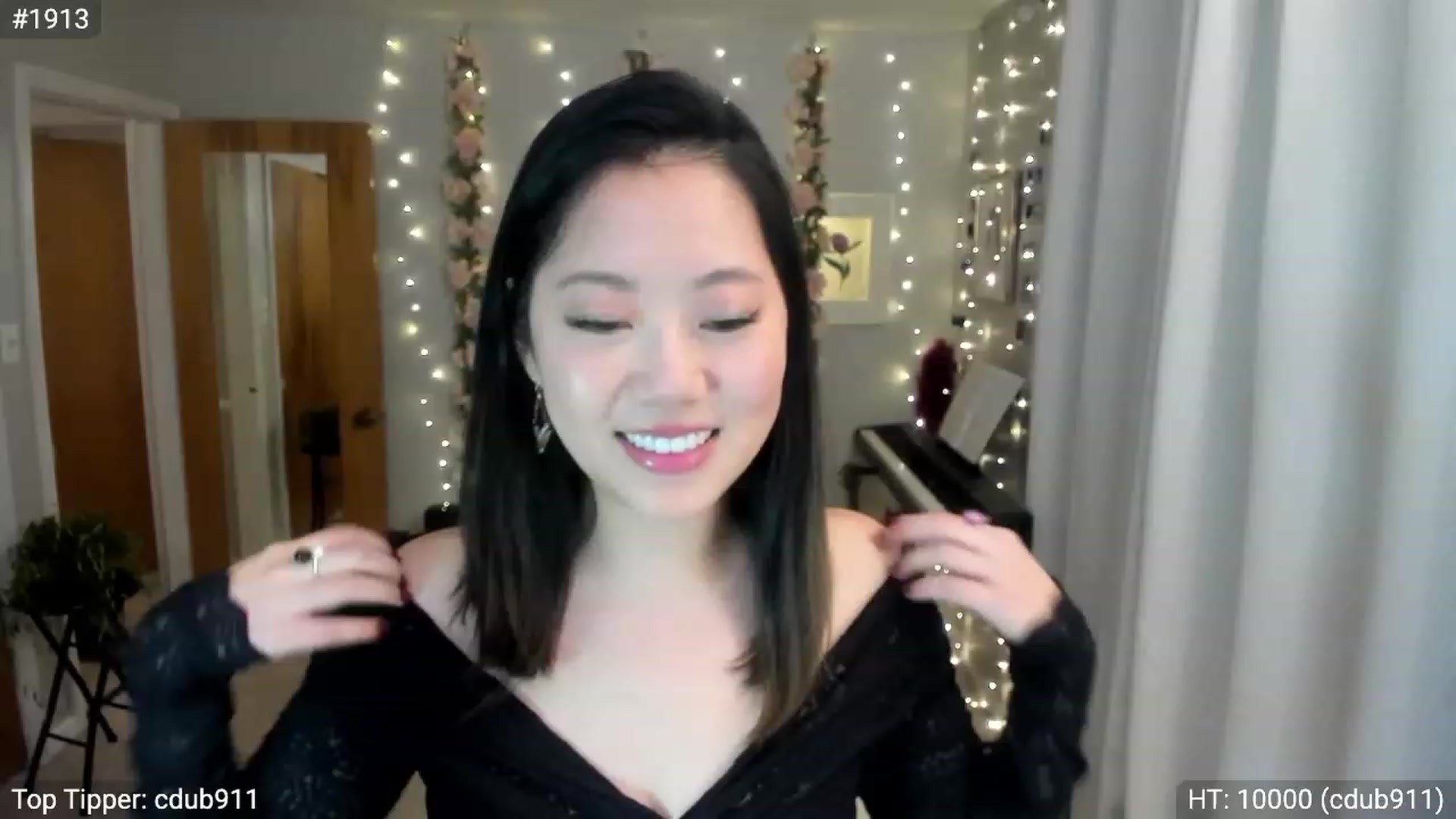 Gallery image thumbnail from Hassadah's myfreecams stream on, 12/10/2023, 24:00 image 4 of 20