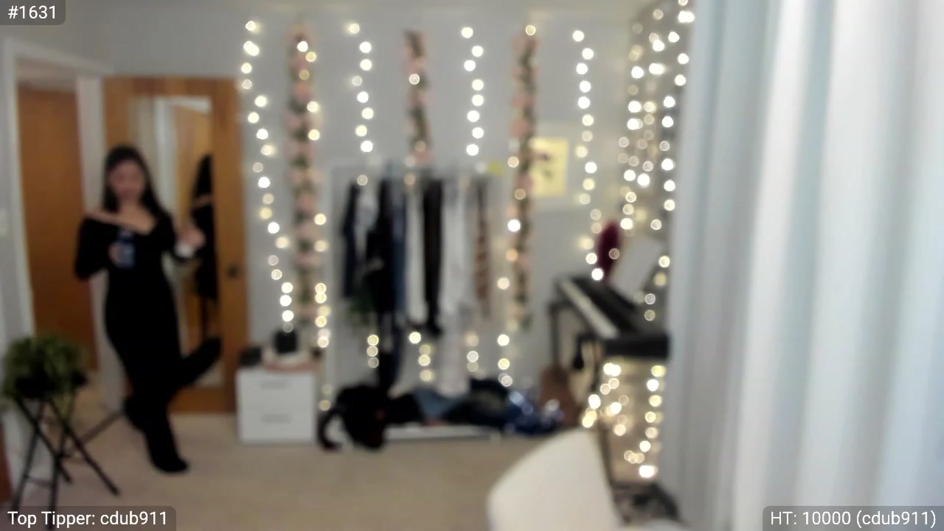 Gallery image thumbnail from Hassadah's myfreecams stream on, 12/10/2023, 24:00 image 12 of 20