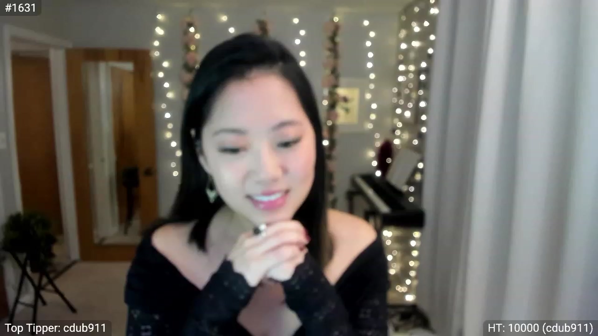 Gallery image thumbnail from Hassadah's myfreecams stream on, 12/10/2023, 24:00 image 10 of 20