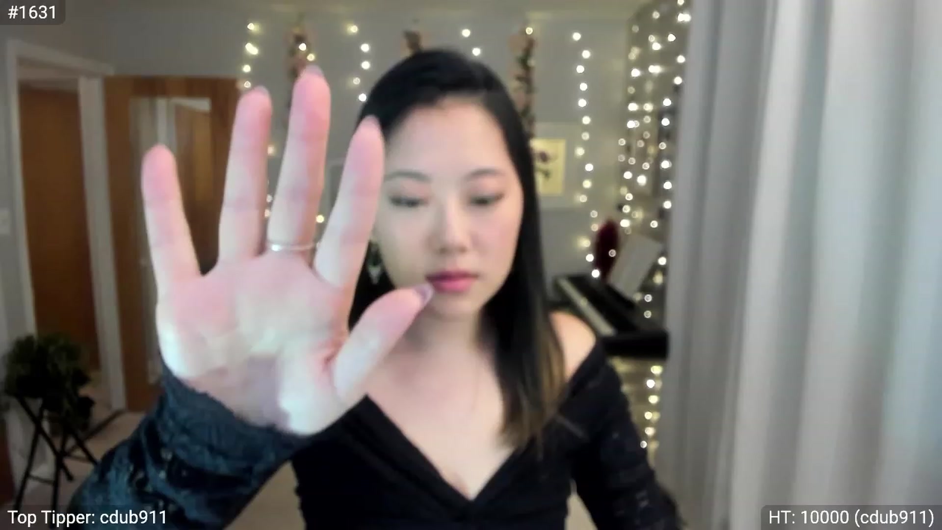 Gallery image thumbnail from Hassadah's myfreecams stream on, 12/10/2023, 24:00 image 13 of 20