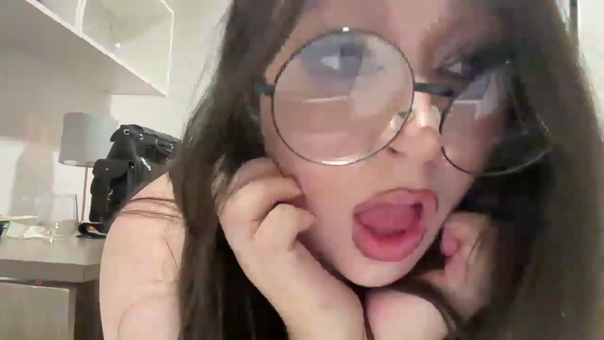 Gallery image thumbnail from Hasymura's myfreecams stream on, 03/30/2023, 21:45 image 20 of 20