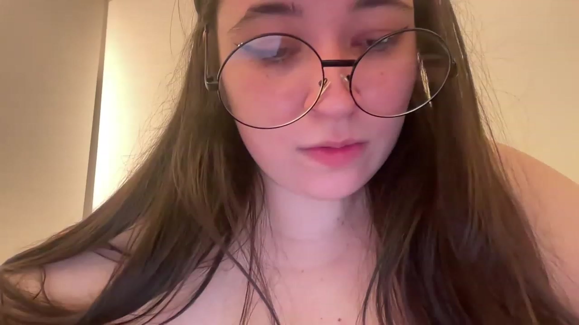 Gallery image thumbnail from Hasymura's myfreecams stream on, 04/06/2023, 02:28 image 20 of 20