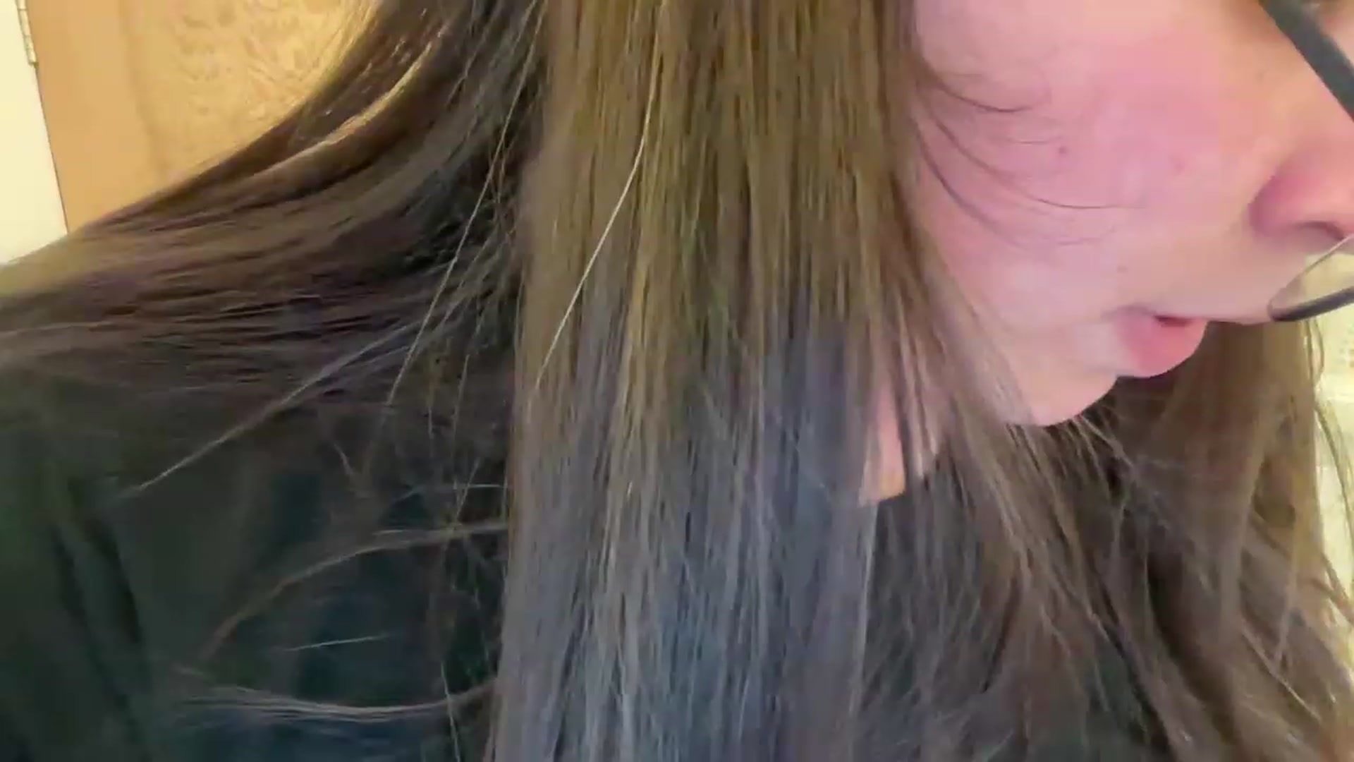 Gallery image thumbnail from Hasymura's myfreecams stream on, 04/09/2023, 23:51 image 10 of 20