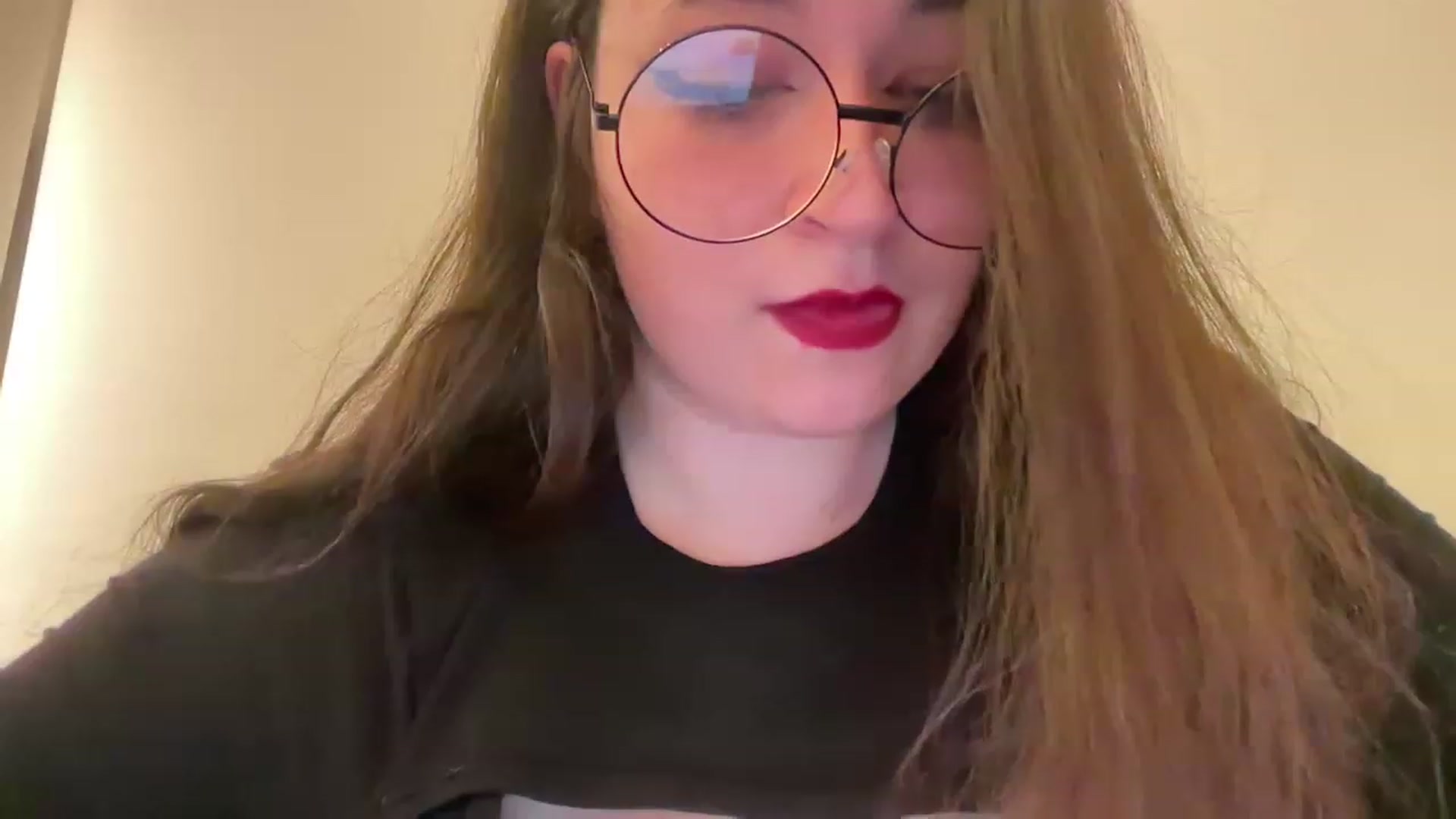 Gallery image thumbnail from Hasymura's myfreecams stream on, 05/15/2023, 20:23 image 20 of 20