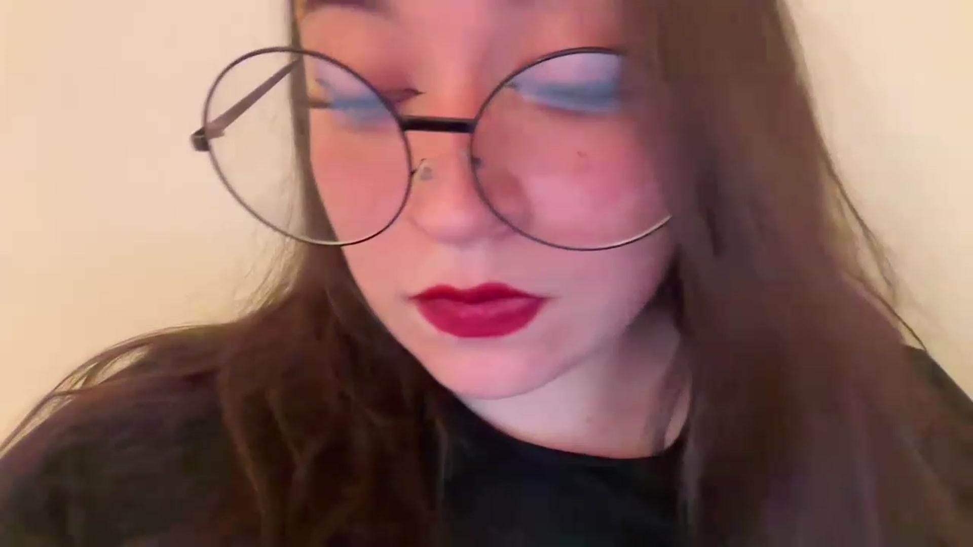 Gallery image thumbnail from Hasymura's myfreecams stream on, 05/15/2023, 20:23 image 19 of 20