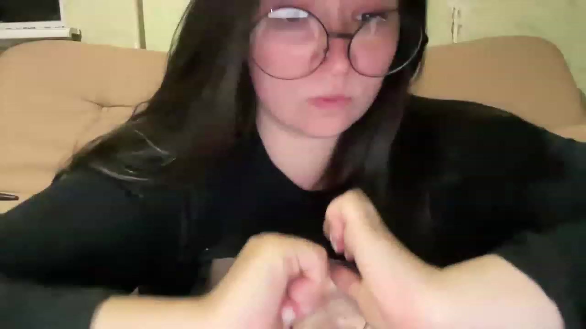 Gallery image thumbnail from Hasymura's myfreecams stream on, 06/04/2023, 22:56 image 7 of 20