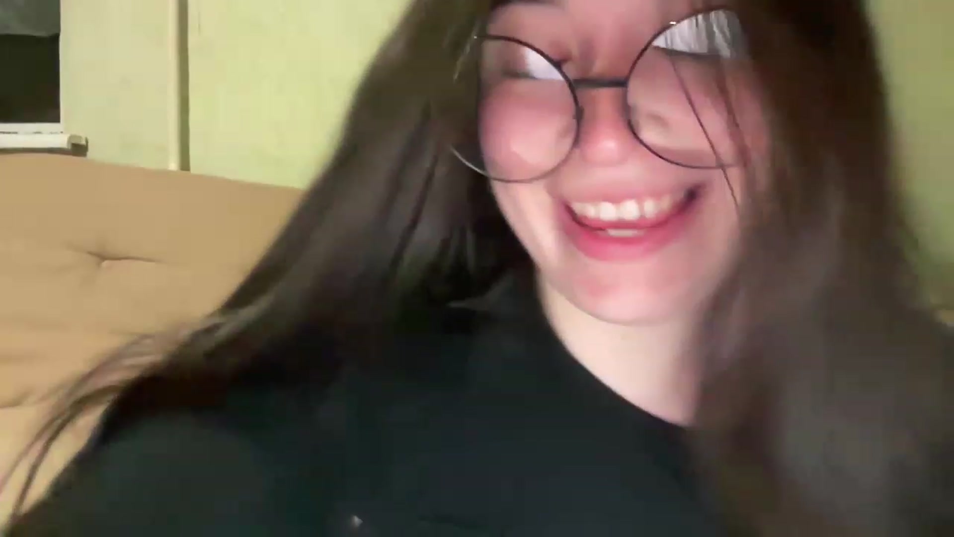 Gallery image thumbnail from Hasymura's myfreecams stream on, 06/04/2023, 23:53 image 7 of 20