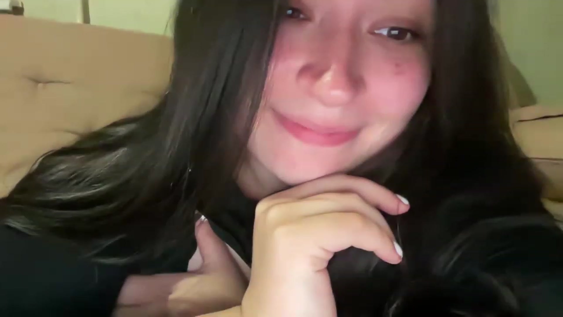 Gallery image thumbnail from Hasymura's myfreecams stream on, 06/04/2023, 23:53 image 12 of 20