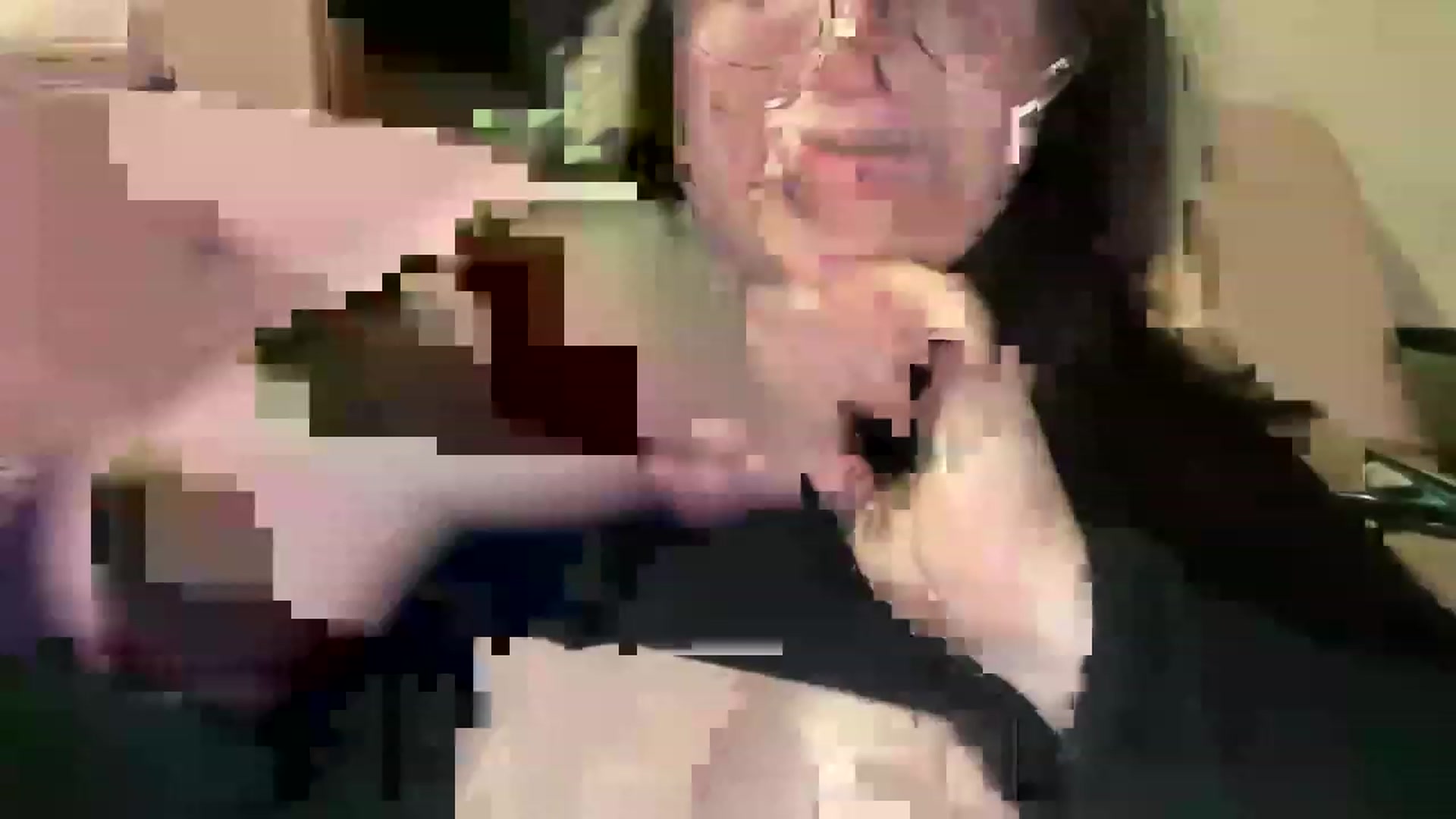 Gallery image thumbnail from Hasymura's myfreecams stream on, 06/08/2023, 22:11 image 16 of 20