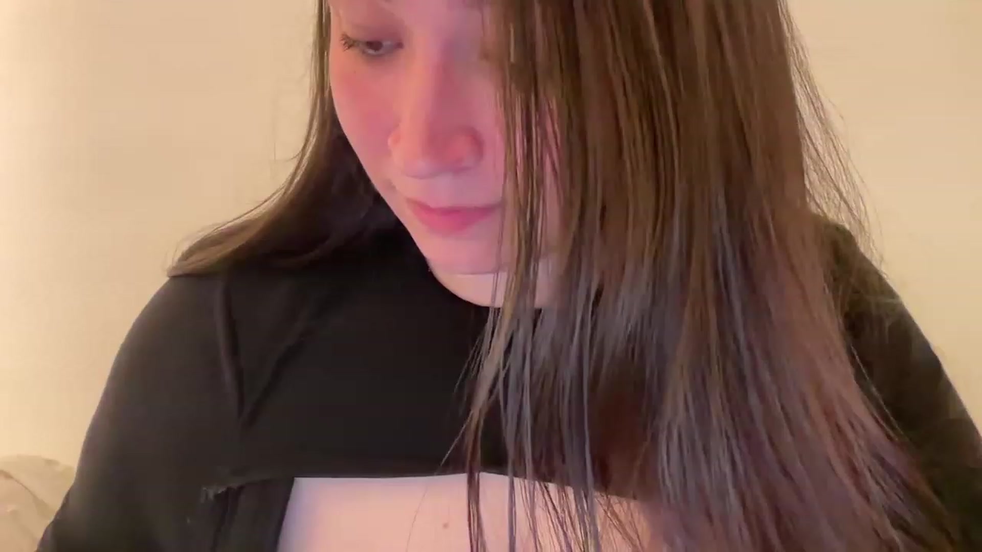 Gallery image thumbnail from Hasymura's myfreecams stream on, 06/28/2023, 19:51 image 13 of 20