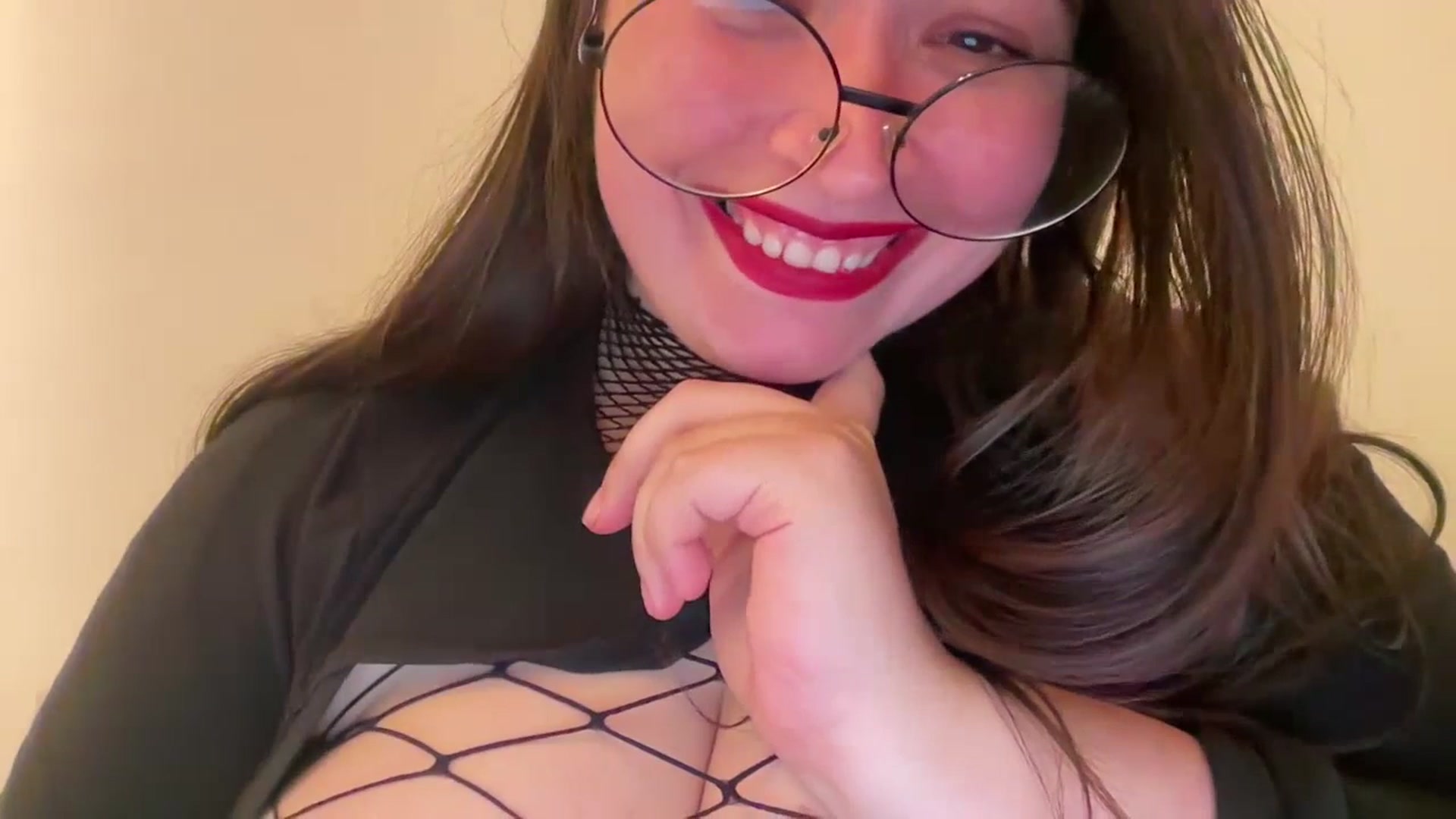 Gallery image thumbnail from Hasymura's myfreecams stream on, 07/01/2023, 21:34 image 13 of 20