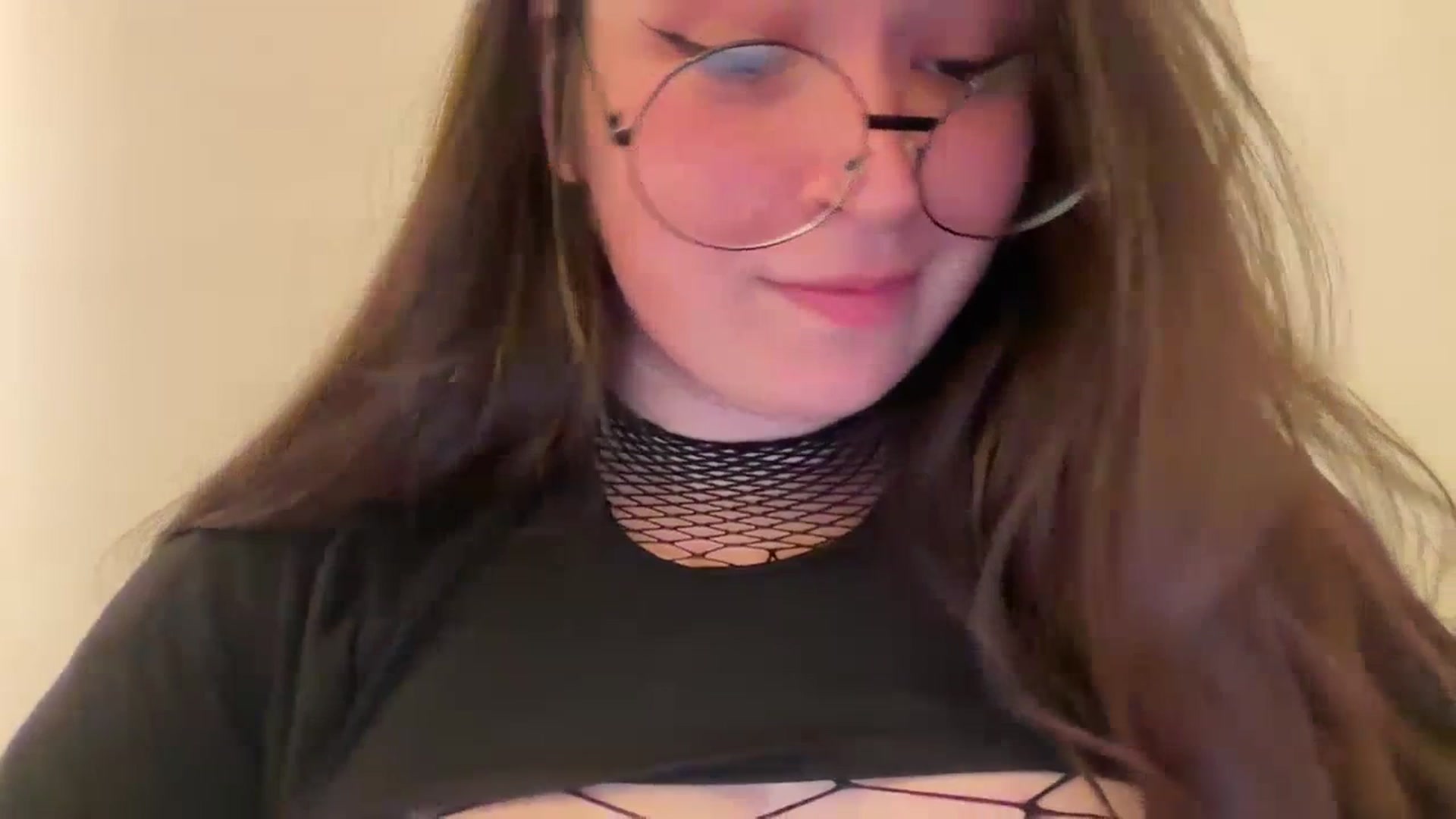 Gallery image thumbnail from Hasymura's myfreecams stream on, 07/14/2023, 22:32 image 9 of 20