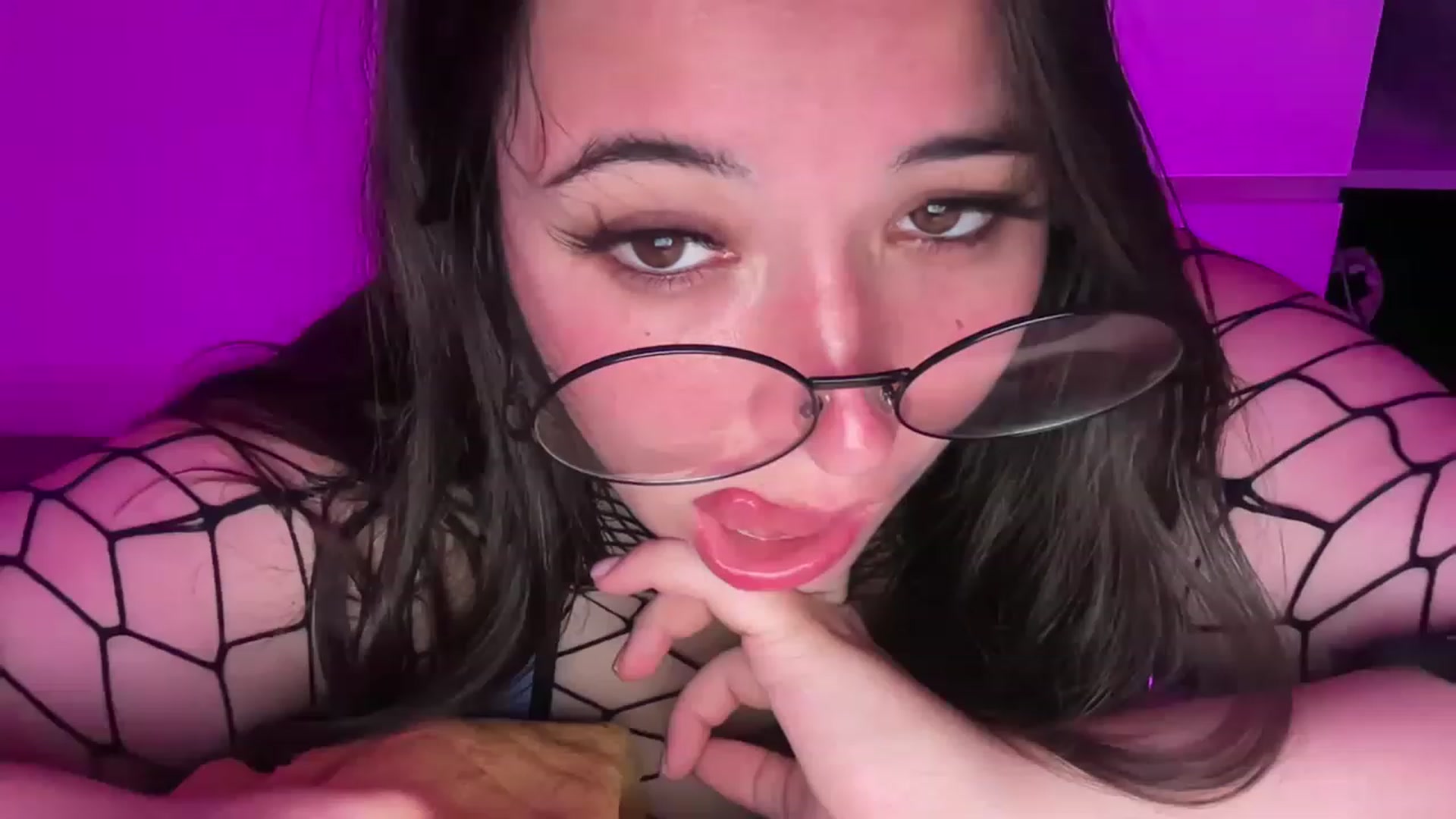 Gallery image thumbnail from Hasymura's myfreecams stream on, 08/02/2023, 21:16 image 11 of 20