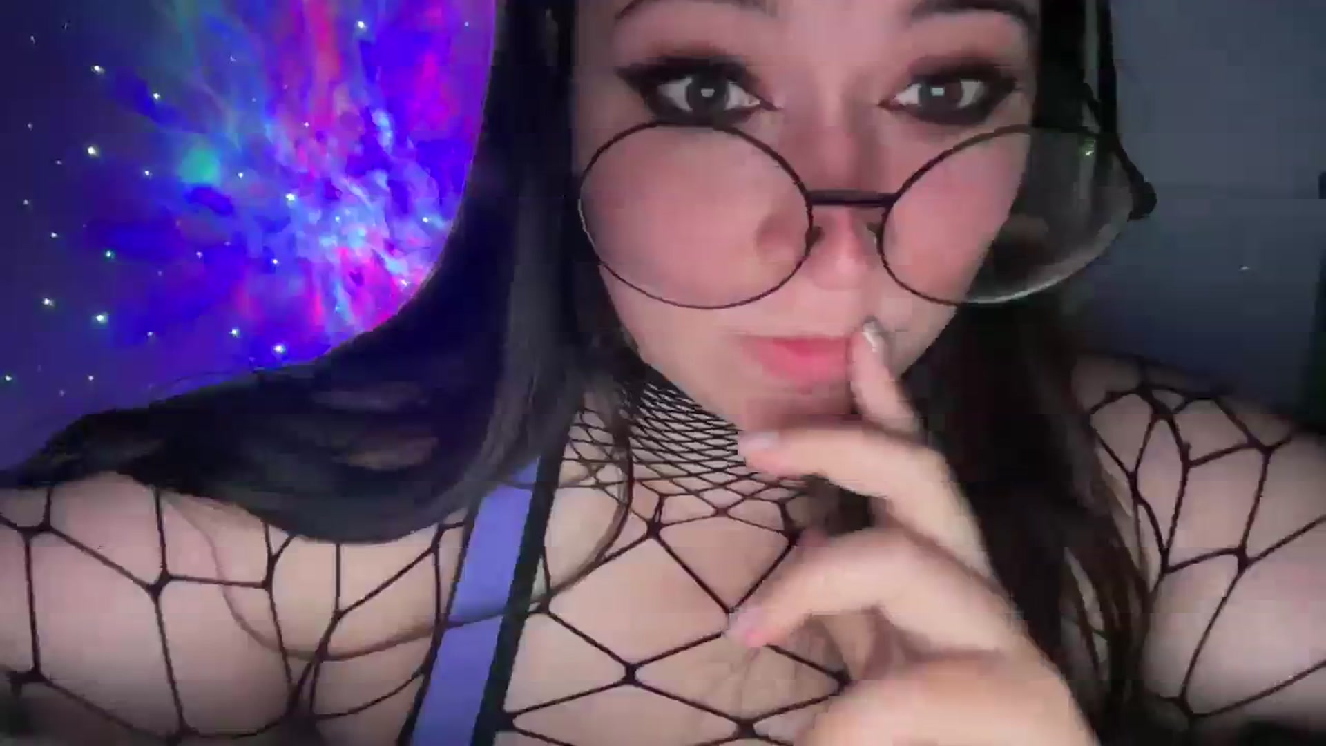 Gallery image thumbnail from Hasymura's myfreecams stream on, 08/13/2023, 22:17 image 4 of 20