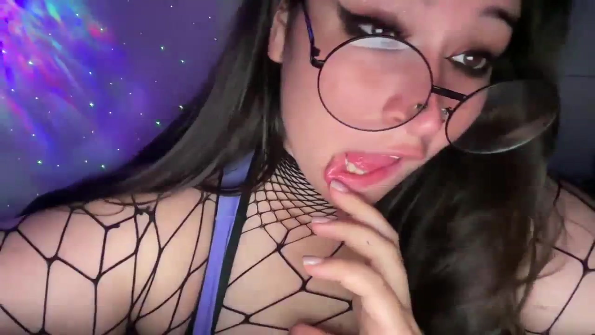 Gallery image thumbnail from Hasymura's myfreecams stream on, 08/15/2023, 20:33 image 13 of 20