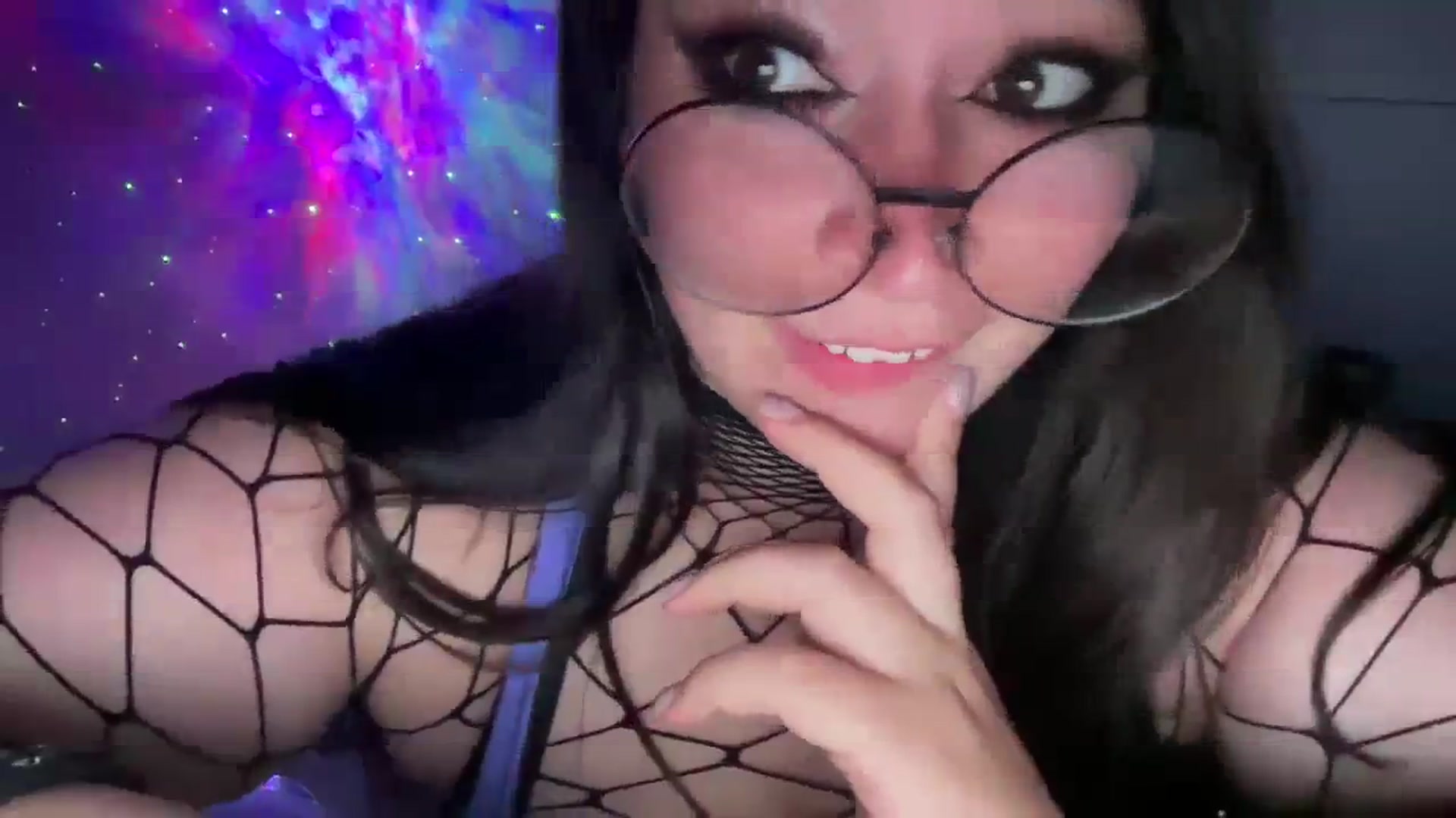 Gallery image thumbnail from Hasymura's myfreecams stream on, 08/15/2023, 21:40 image 5 of 20
