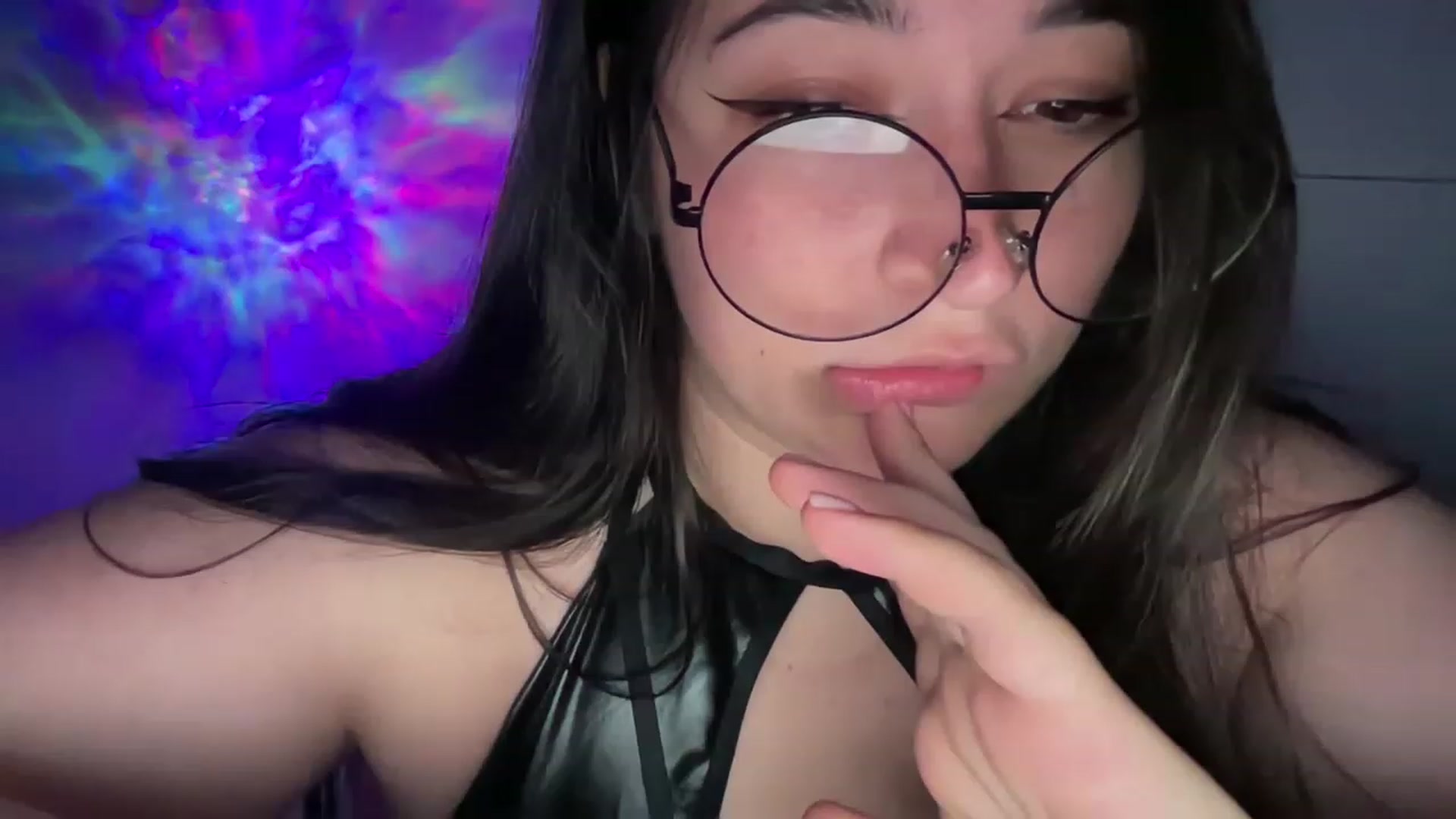 Gallery image thumbnail from Hasymura's myfreecams stream on, 08/25/2023, 23:06 image 18 of 20