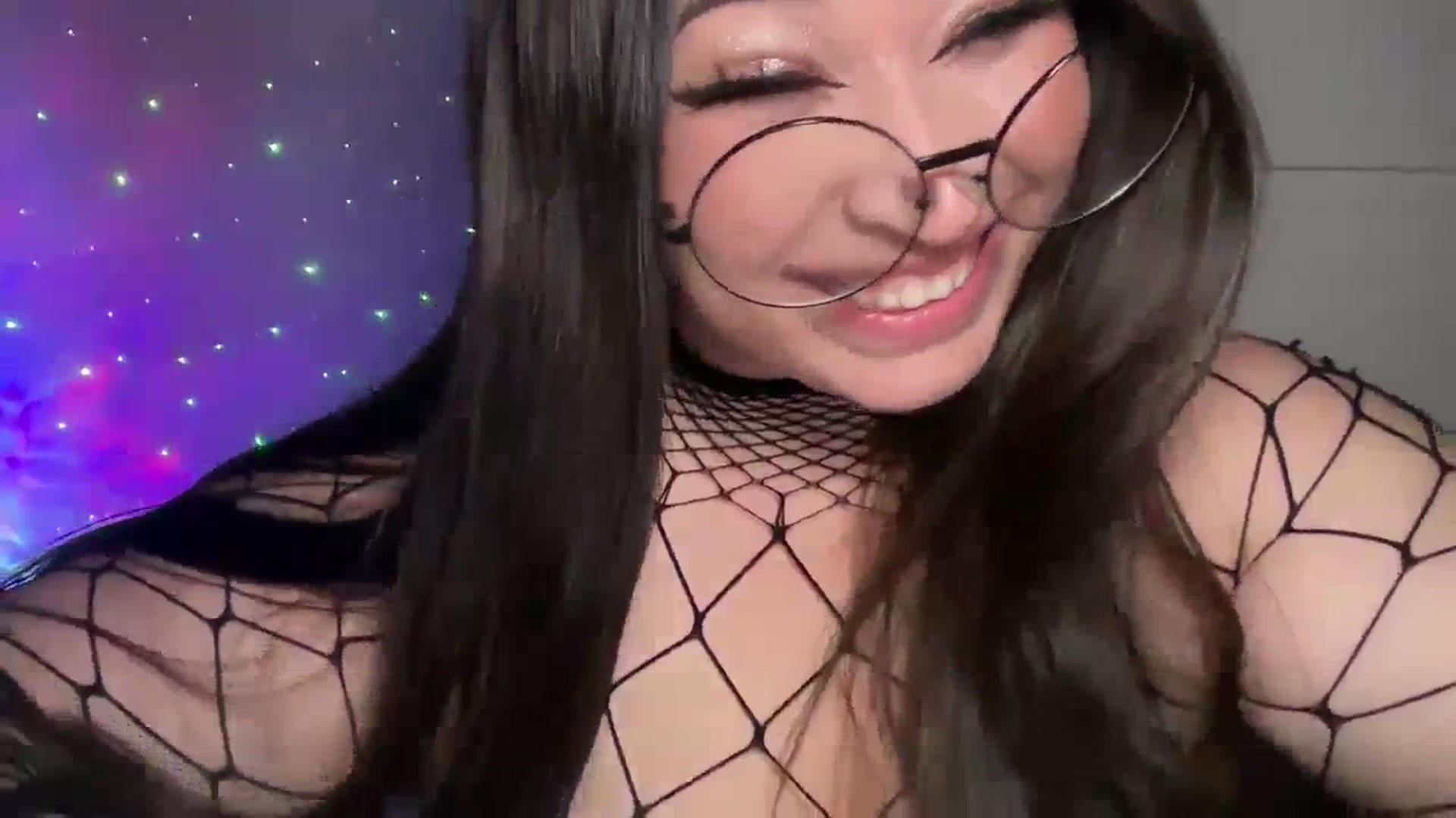 Gallery image thumbnail from Hasymura's myfreecams stream on, 09/02/2023, 23:44 image 15 of 20