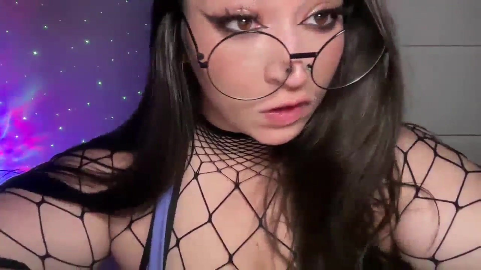 Gallery image thumbnail from Hasymura's myfreecams stream on, 09/03/2023, 24:22 image 4 of 20