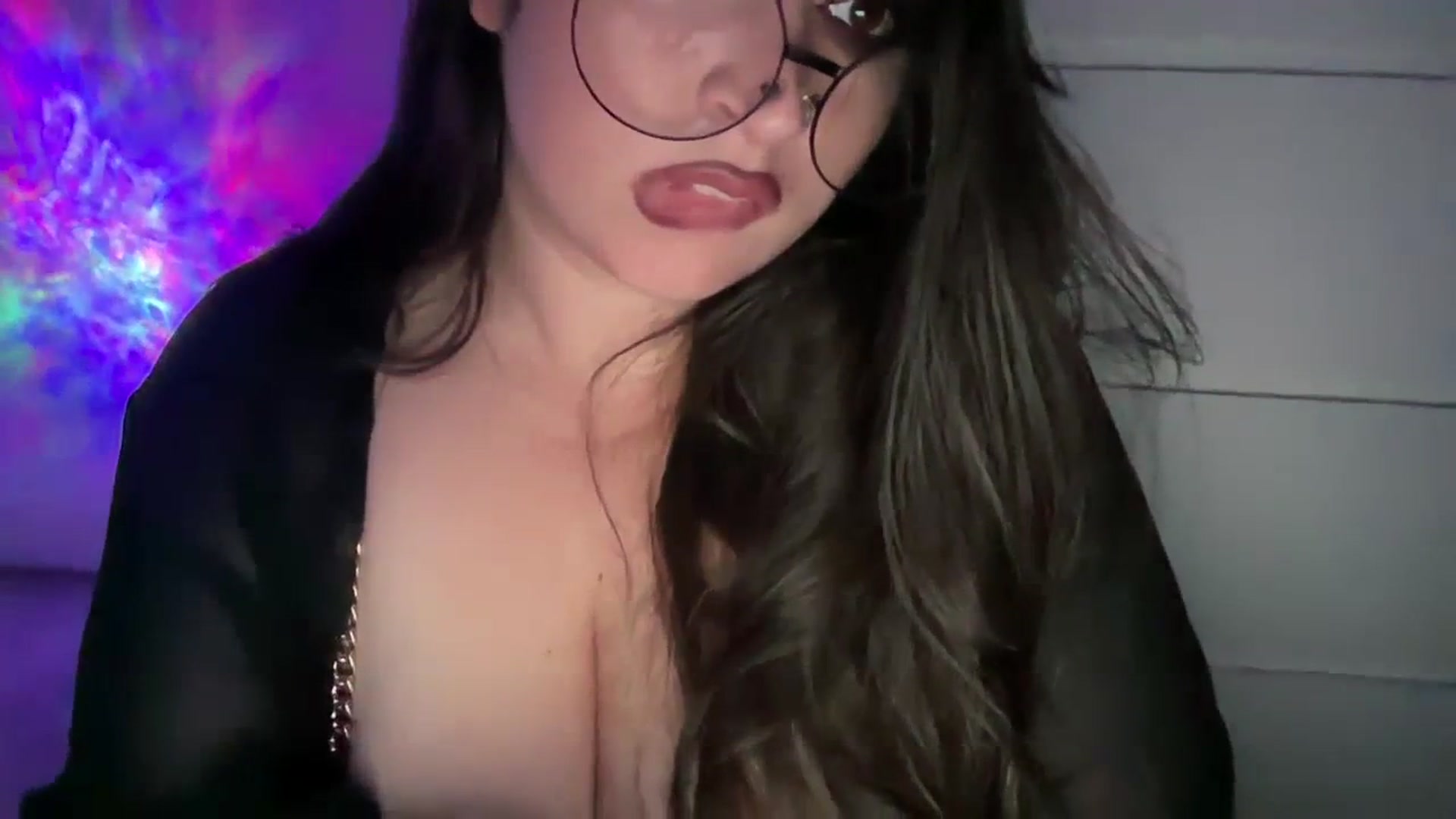 Gallery image thumbnail from Hasymura's myfreecams stream on, 09/11/2023, 19:18 image 15 of 20