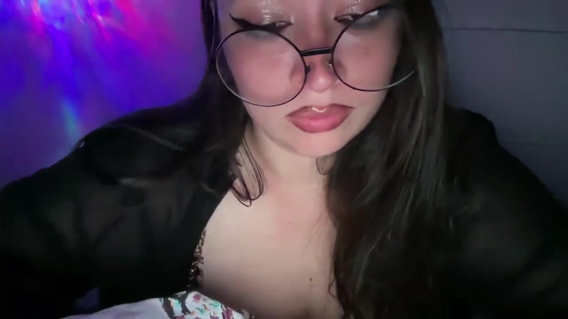 Gallery image thumbnail from Hasymura's myfreecams stream on, 09/18/2023, 20:34 image 19 of 20