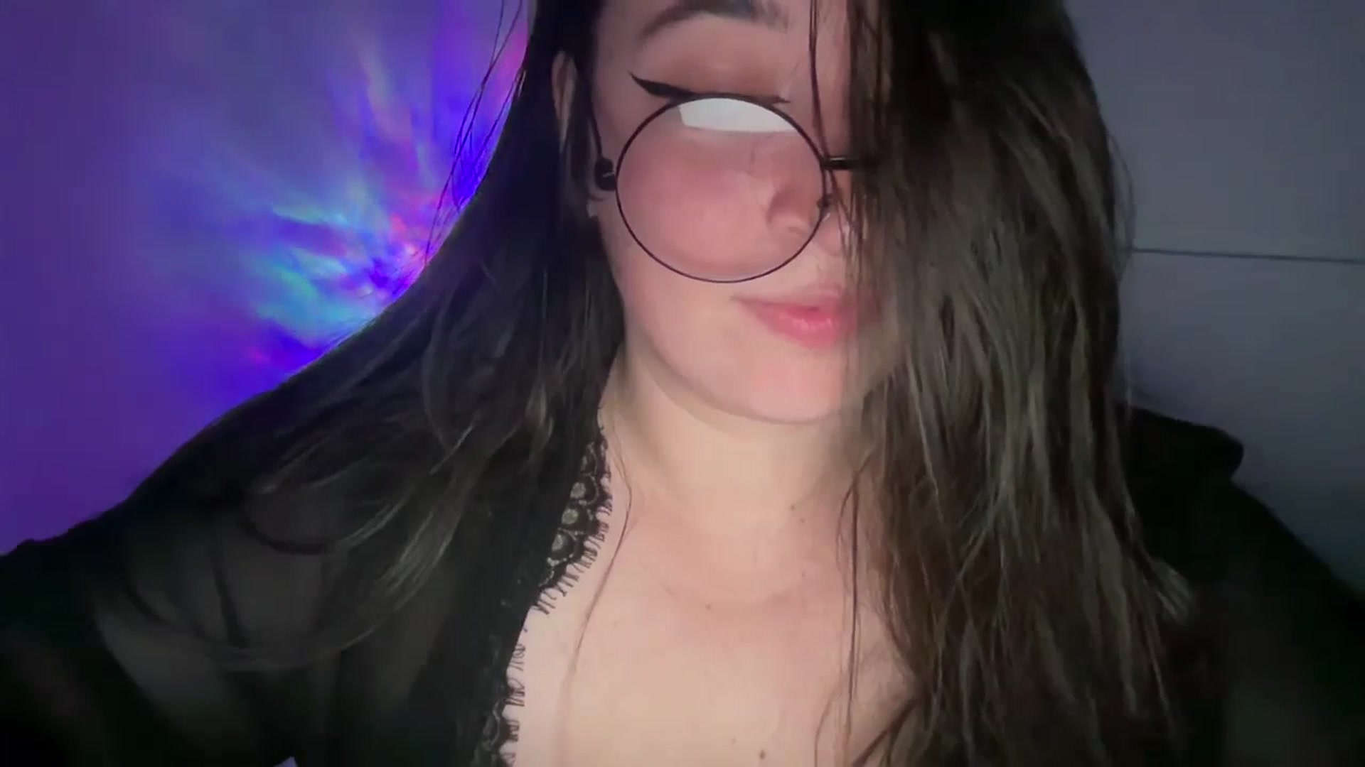 Gallery image thumbnail from Hasymura's myfreecams stream on, 09/19/2023, 23:15 image 9 of 20