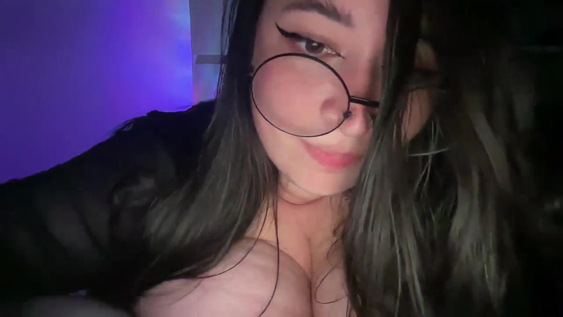 Gallery image thumbnail from Hasymura's myfreecams stream on, 09/19/2023, 23:58 image 20 of 20