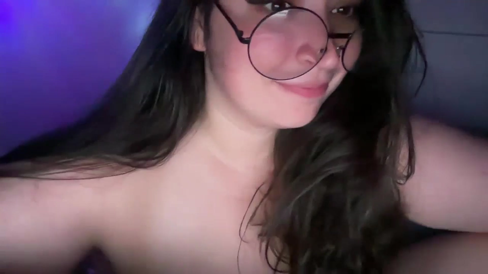 Gallery image thumbnail from Hasymura's myfreecams stream on, 09/20/2023, 01:37 image 11 of 20