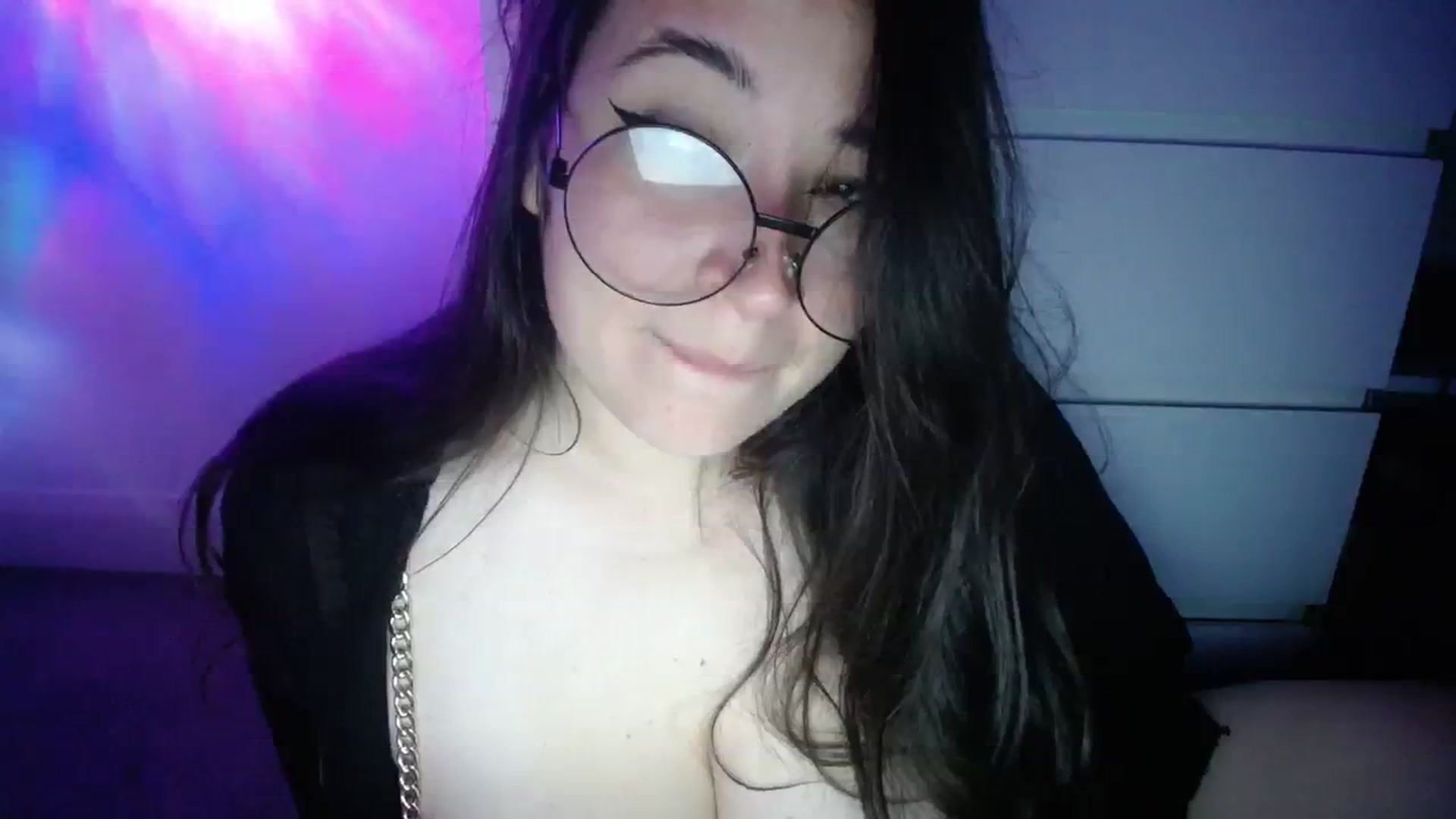 Gallery image thumbnail from Hasymura's myfreecams stream on, 09/21/2023, 24:56 image 12 of 20