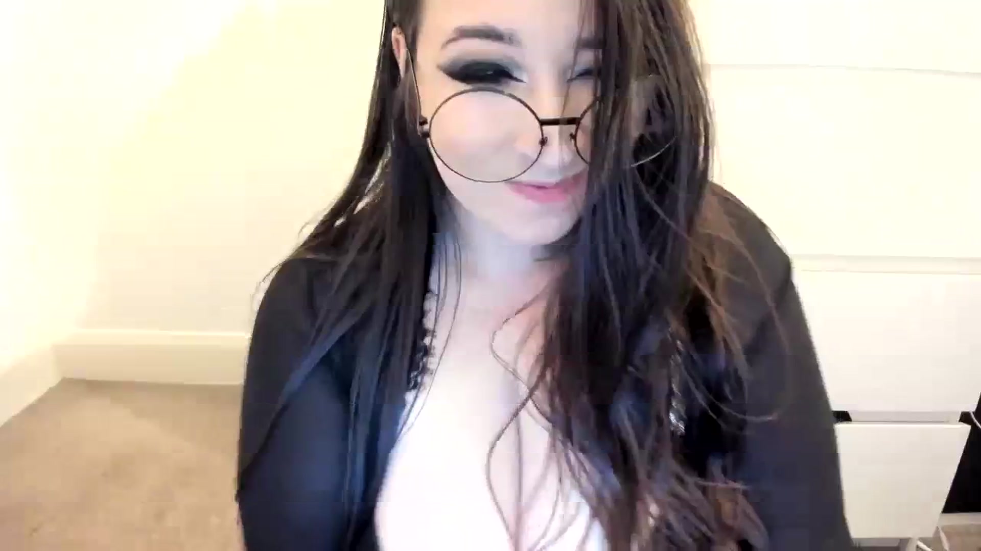 Gallery image thumbnail from Hasymura's myfreecams stream on, 09/23/2023, 23:54 image 19 of 20