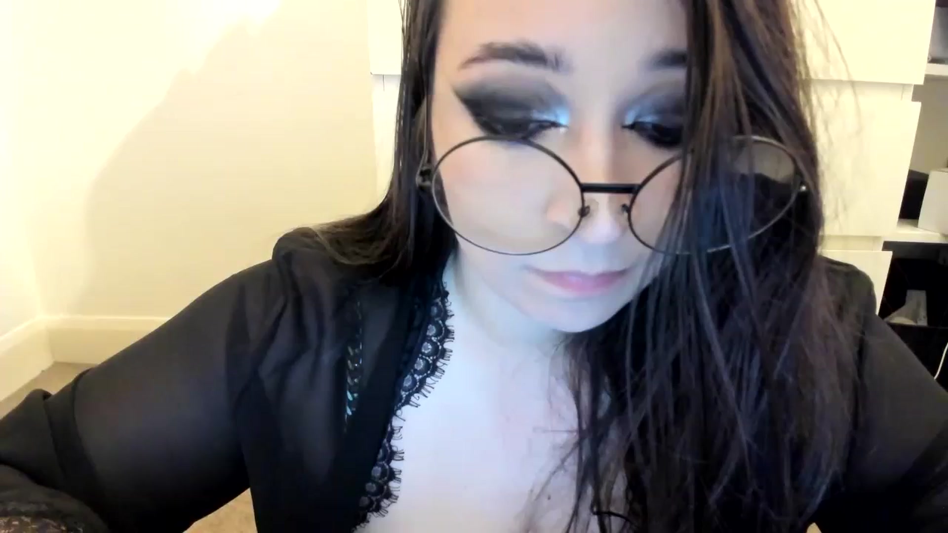 Gallery image thumbnail from Hasymura's myfreecams stream on, 09/24/2023, 01:21 image 10 of 20