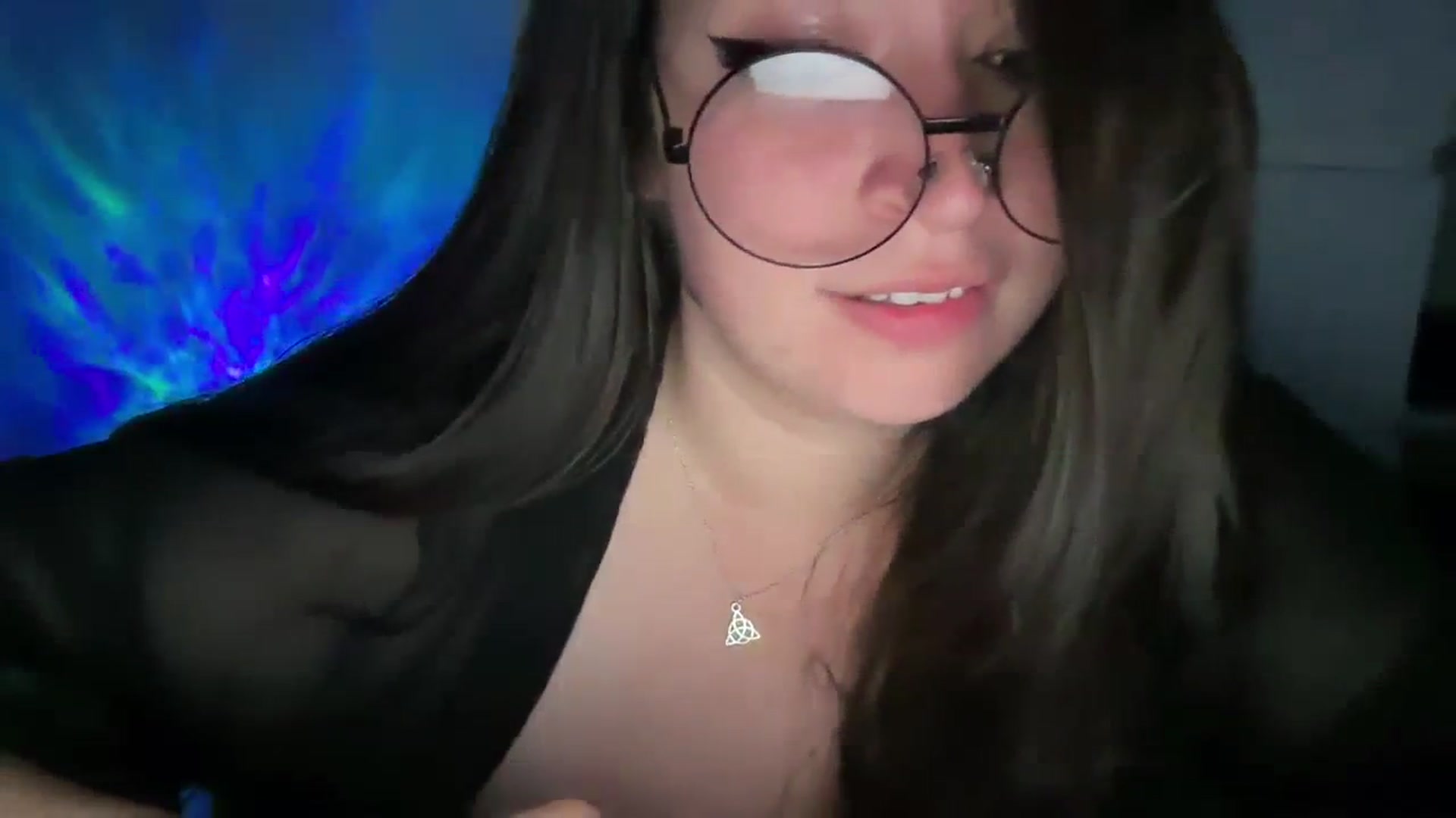 Gallery image thumbnail from Hasymura's myfreecams stream on, 09/28/2023, 24:58 image 19 of 20
