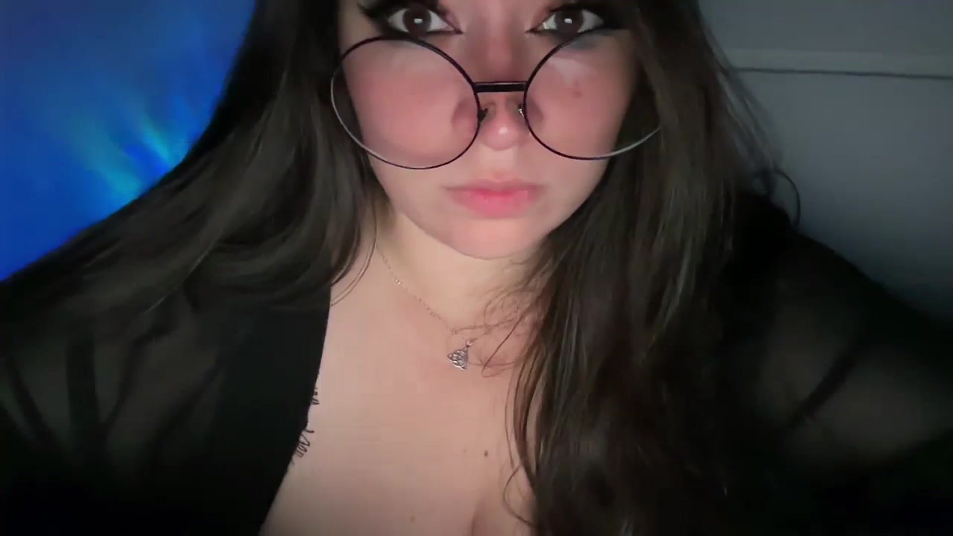 Gallery image thumbnail from Hasymura's myfreecams stream on, 09/28/2023, 24:58 image 20 of 20